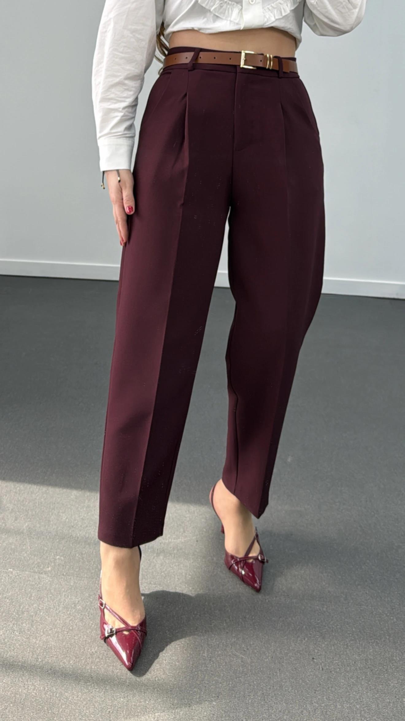 Irıne Bordo Renk Pensli Havuç Kumaş Pantolon