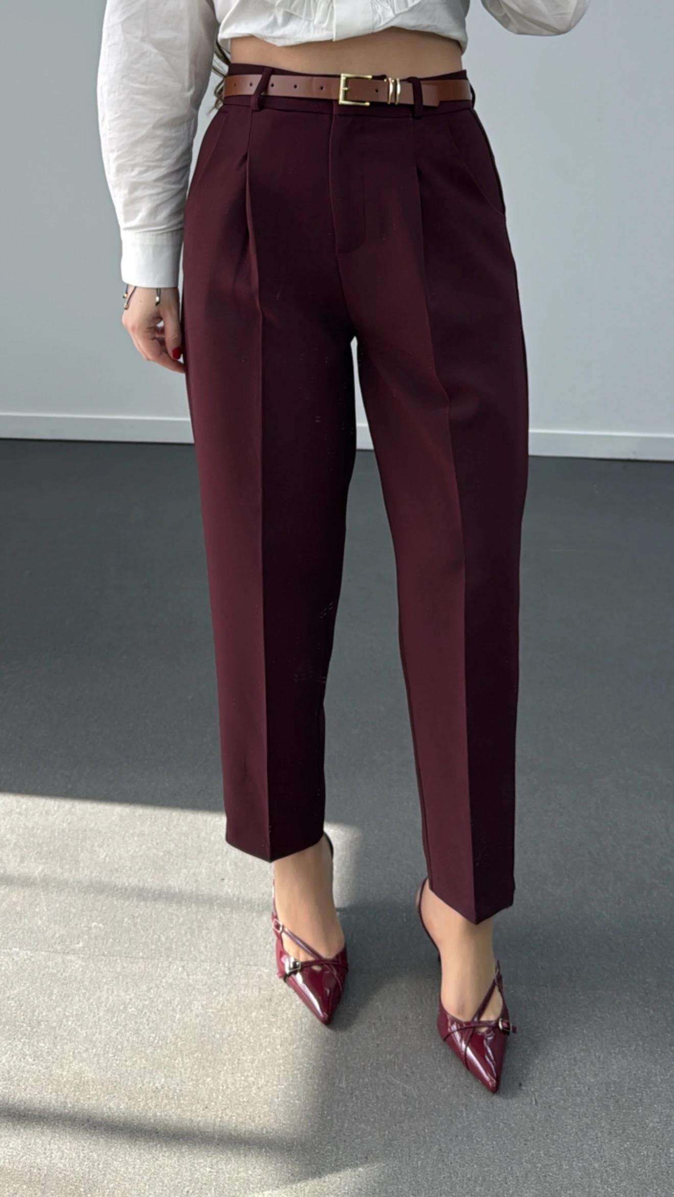 Irıne Bordo Renk Pensli Havuç Kumaş Pantolon