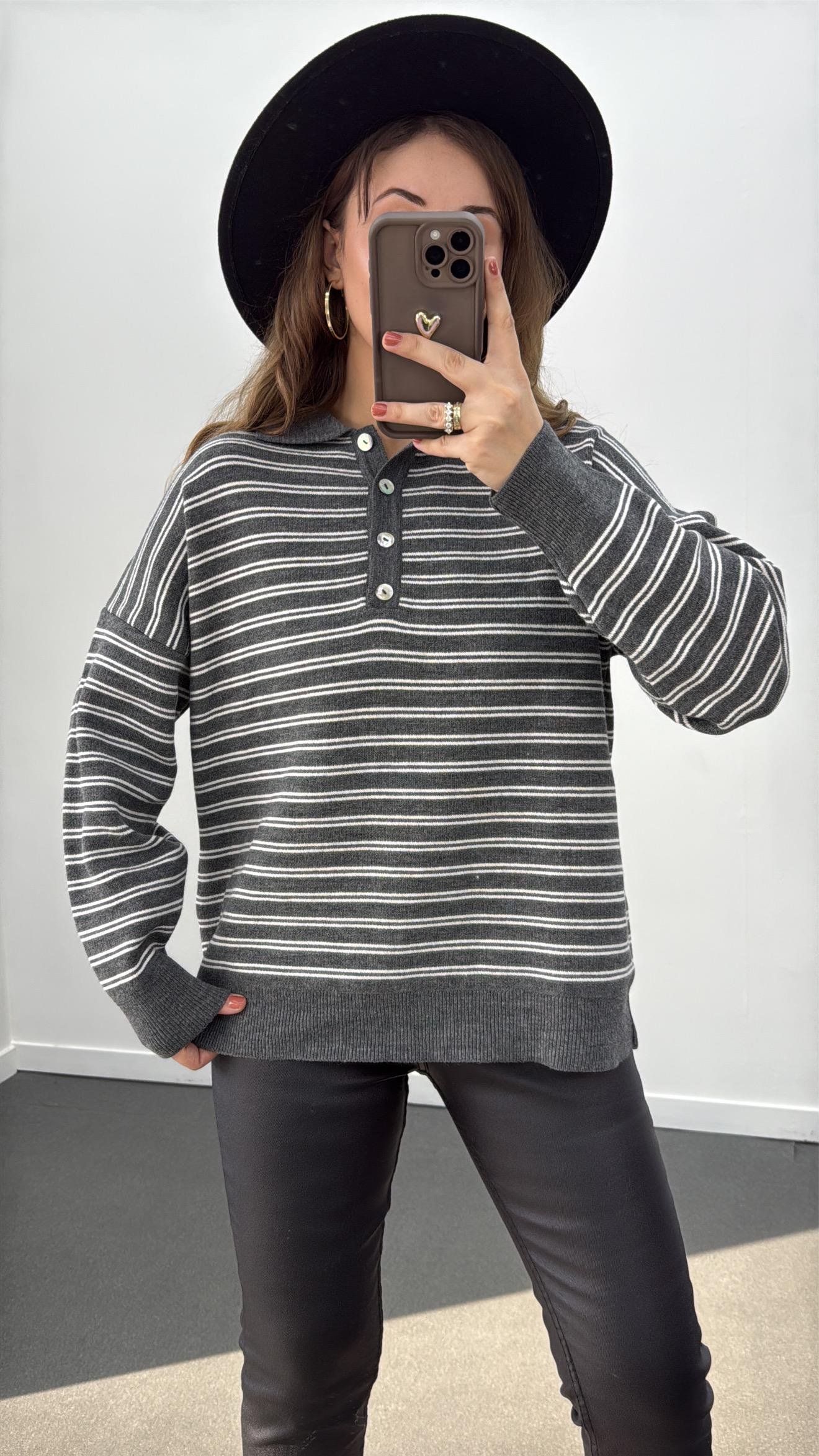 Iris Gri Beyaz Çizgili Polo Yaka Triko standart