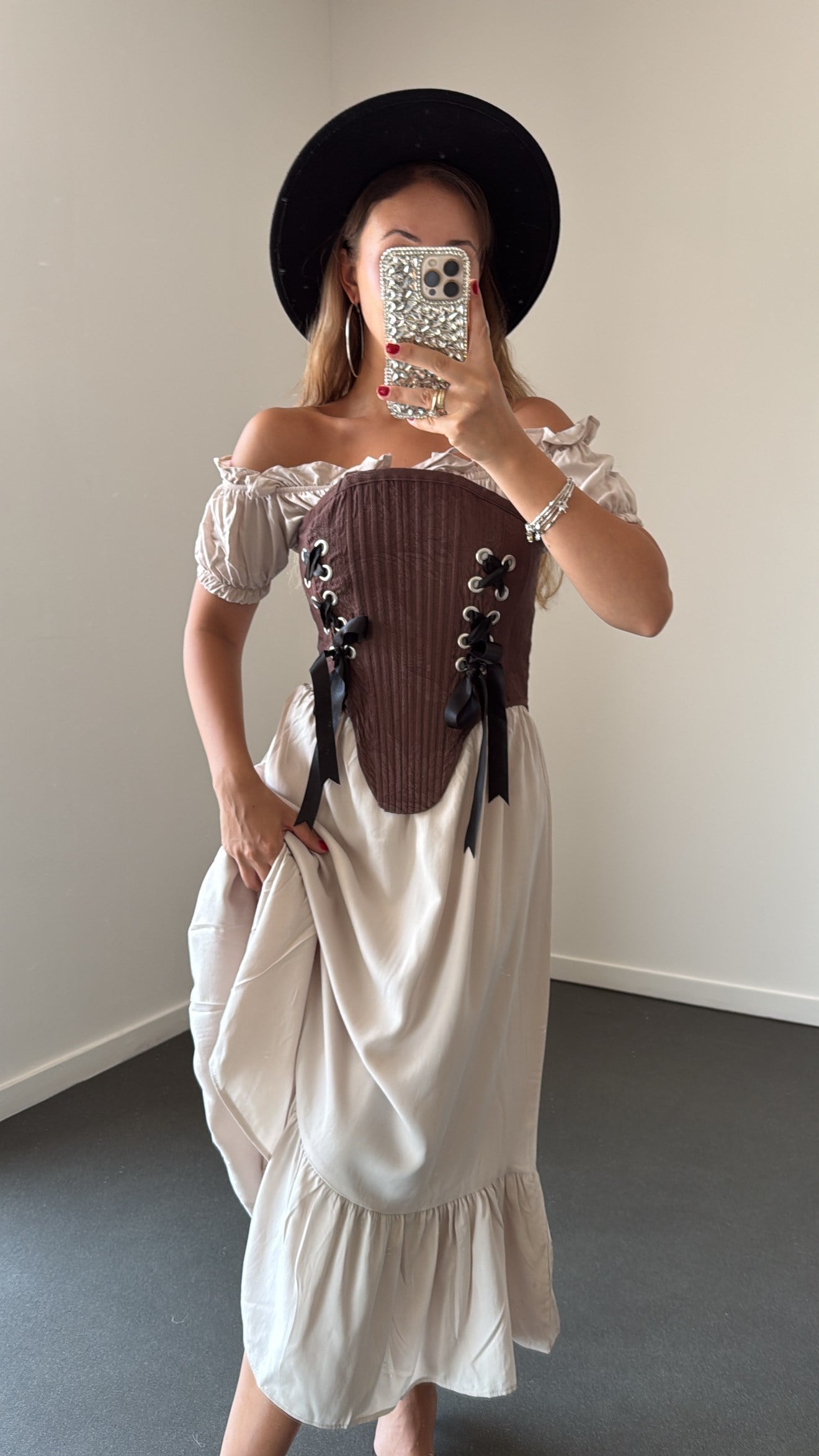 Isabella Kahve Jakarlı Bağcıklı Korse