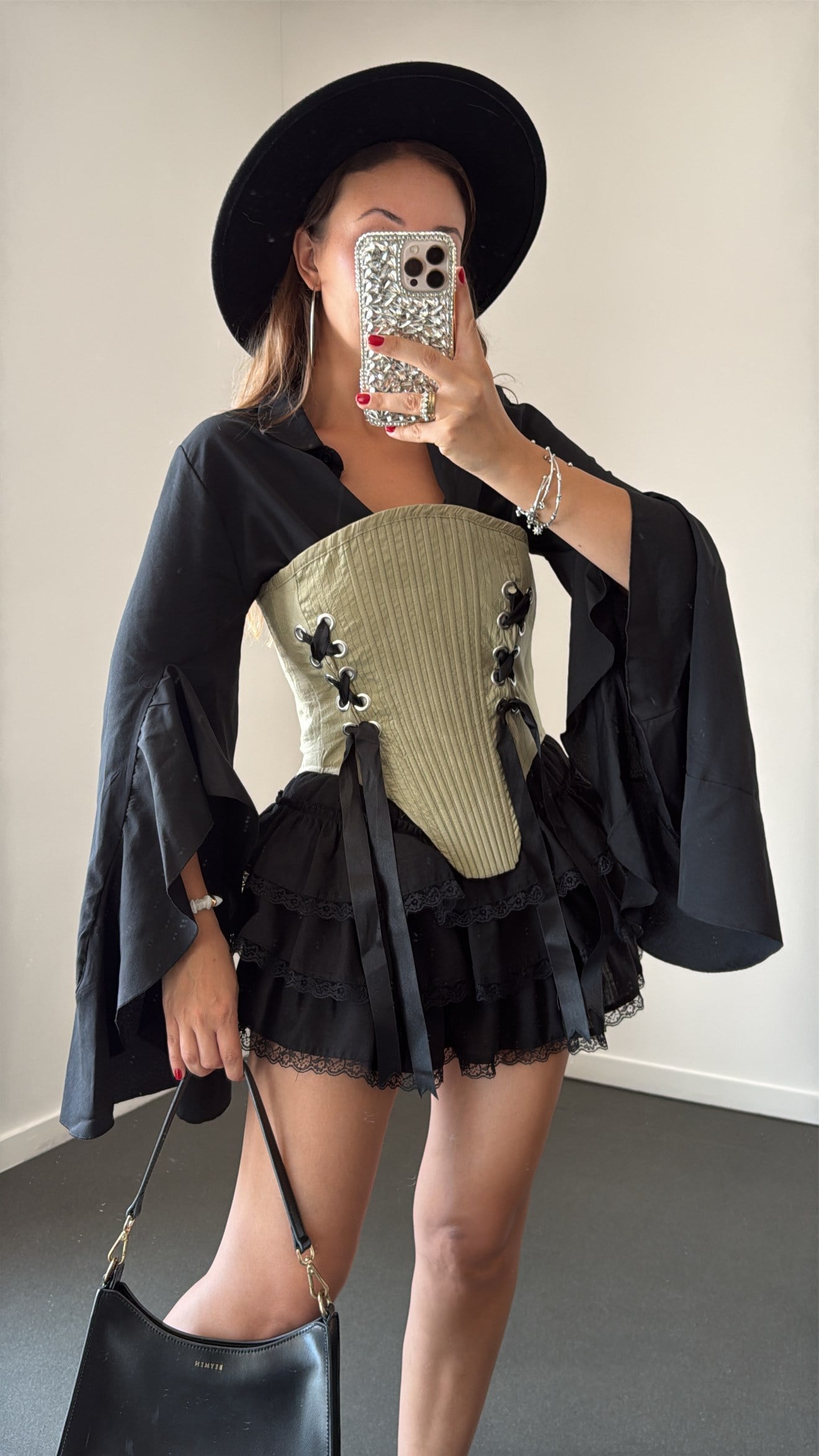 Isabella Yeşil Jakarlı Bağcıklı Korse 