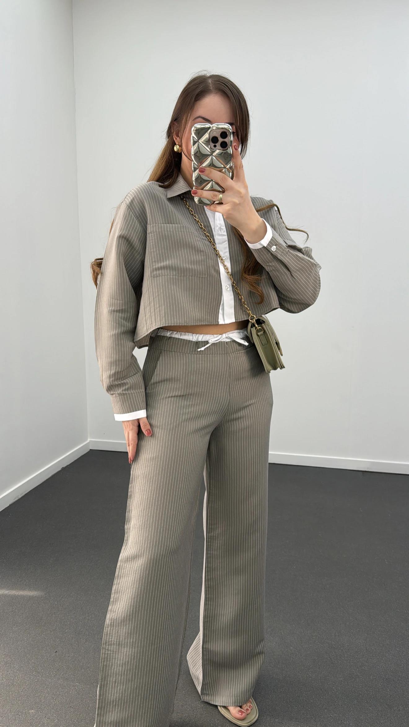 İzem Yeşil Çizgili Gömlek Ve Pantolon Takımı