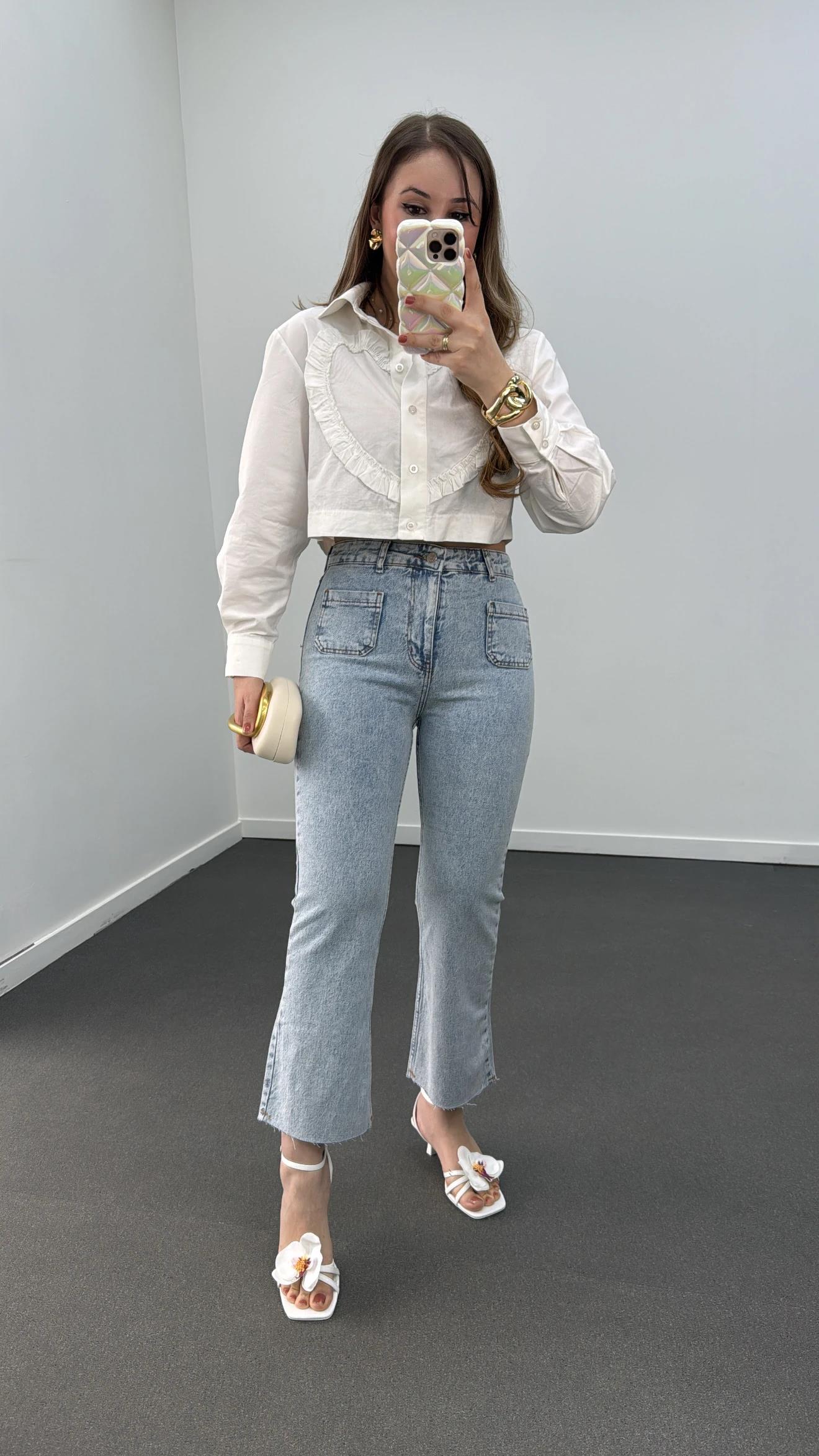 Jale Kar yıkama Küçük Cepli Crop Flare Jeans
