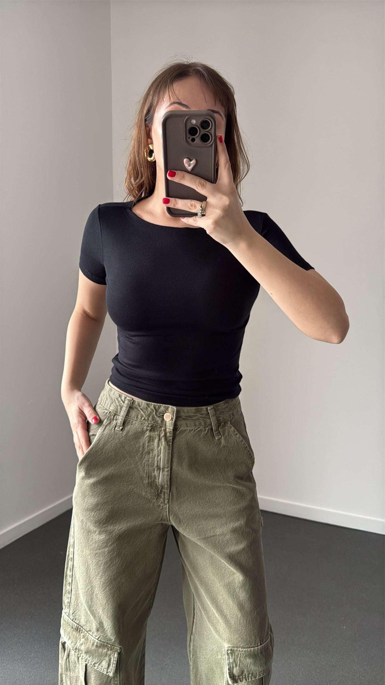 Judy Siyah Oval Yaka Yumuşak Likralı Body
