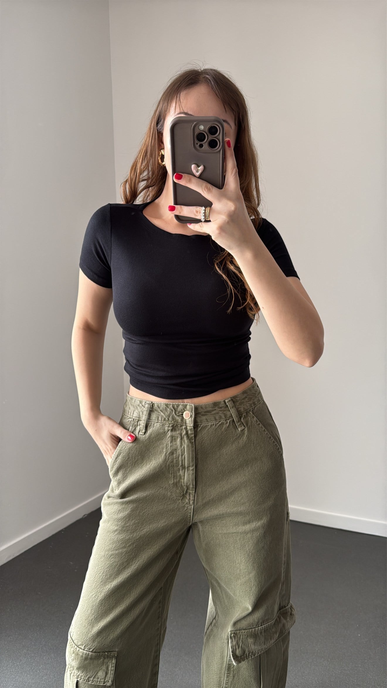Judy Siyah Oval Yaka Yumuşak Likralı Body