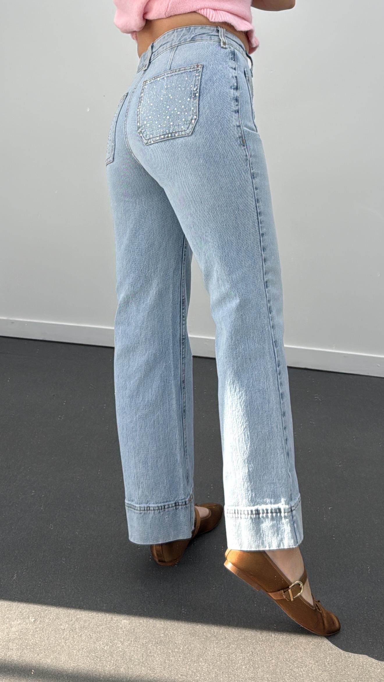 Kaia Önü Cepli Taş Aksesuarlı Yarım Flare Jeans