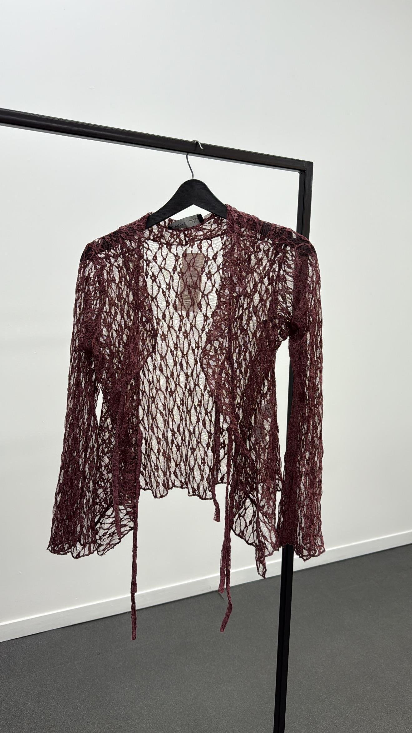 Kaıden Bordo Yakası Volanlı Dantel Bluz