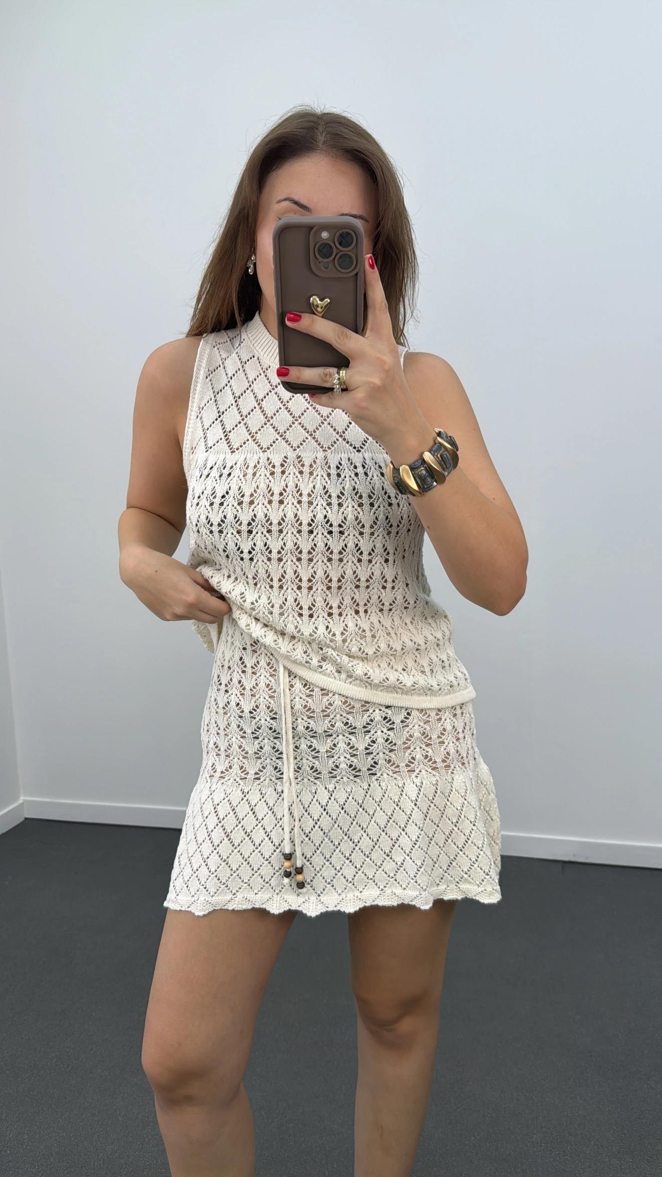 Kayi Krem Ajurlu Bluz Ve Etek Takım