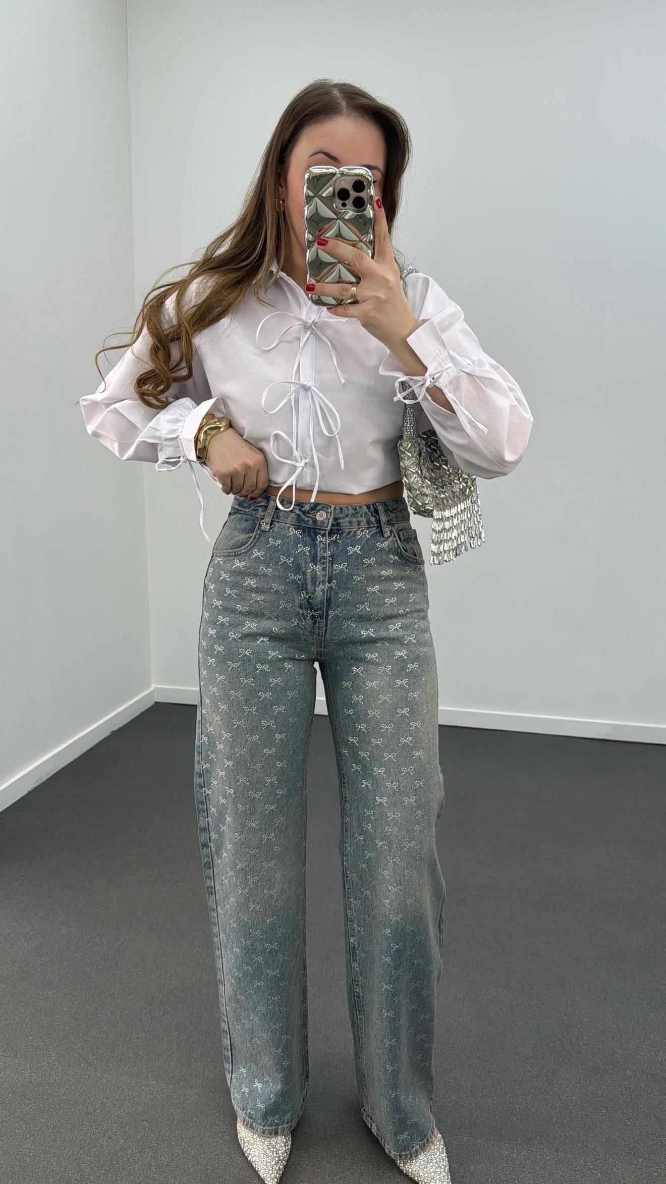 Kurdelia Taş İşlemeli Tint Yıkamalı Straight Jeans