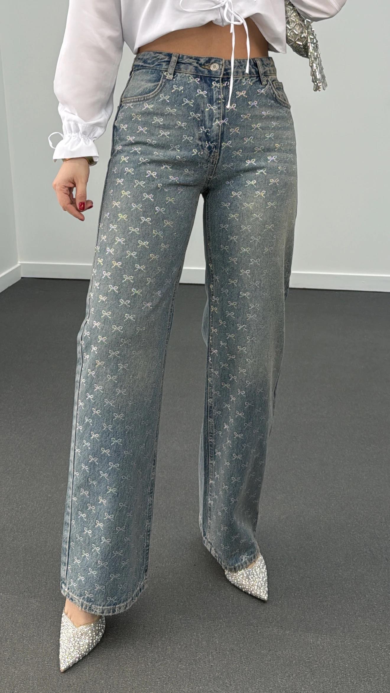 Kurdelia Taş İşlemeli Tint Yıkamalı Straight Jeans