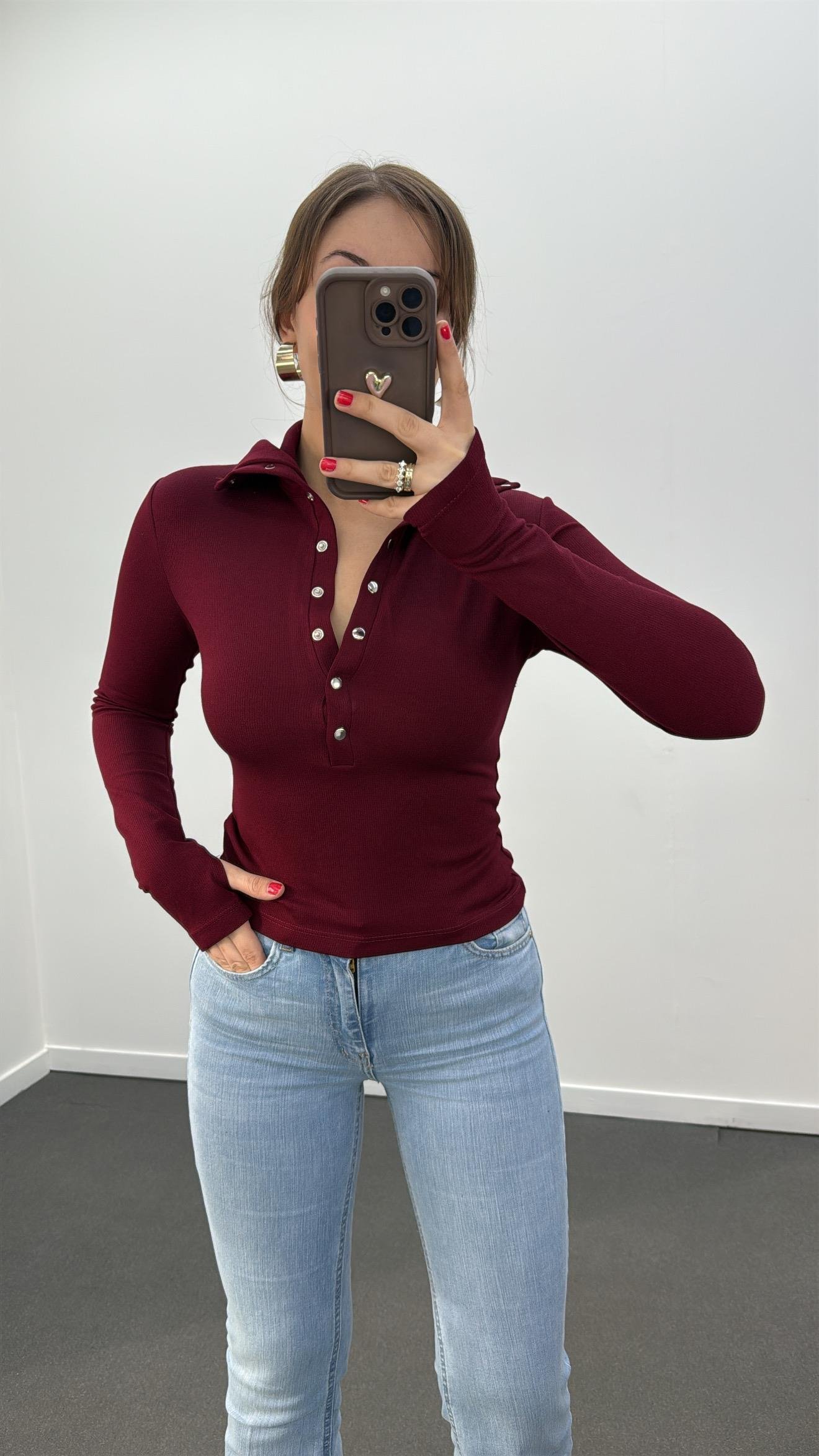 Lara Bordo Önü Çıtçıtlı Parmak Geçirmeli Body