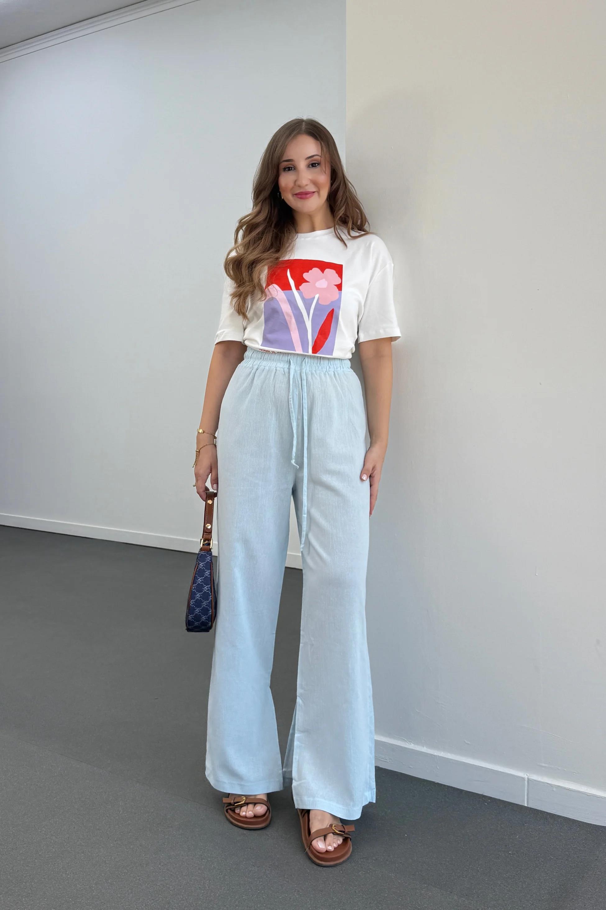 Larmina Bebe Mavi Yırtmaç Detaylı Dökümlü Pantolon