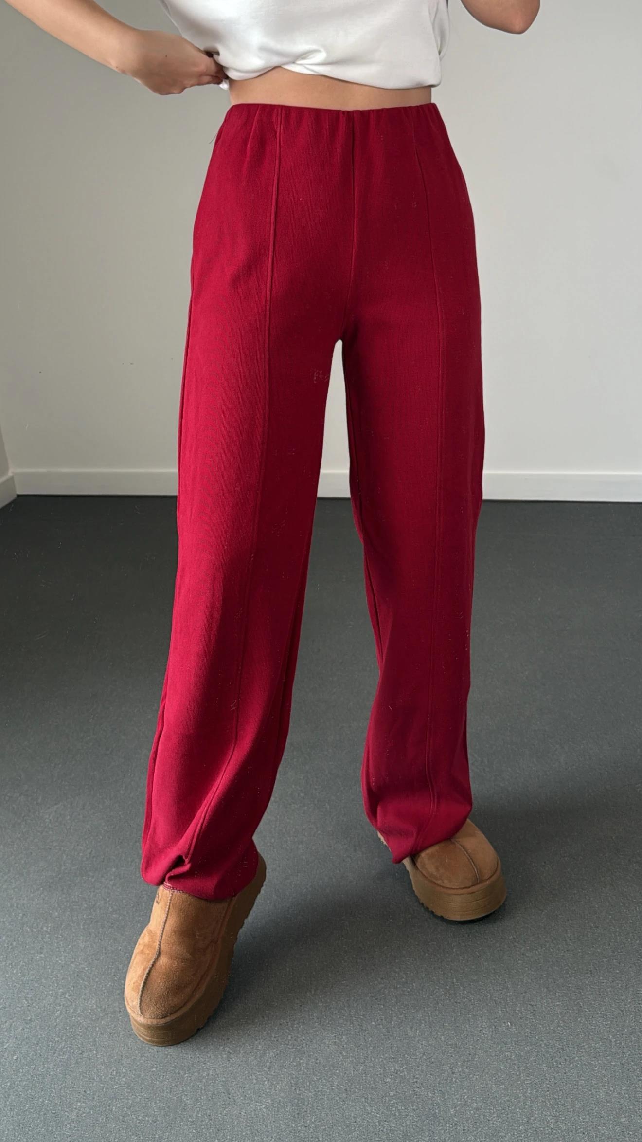 Latie Kırmızı Nervür Dikişli Pantolon