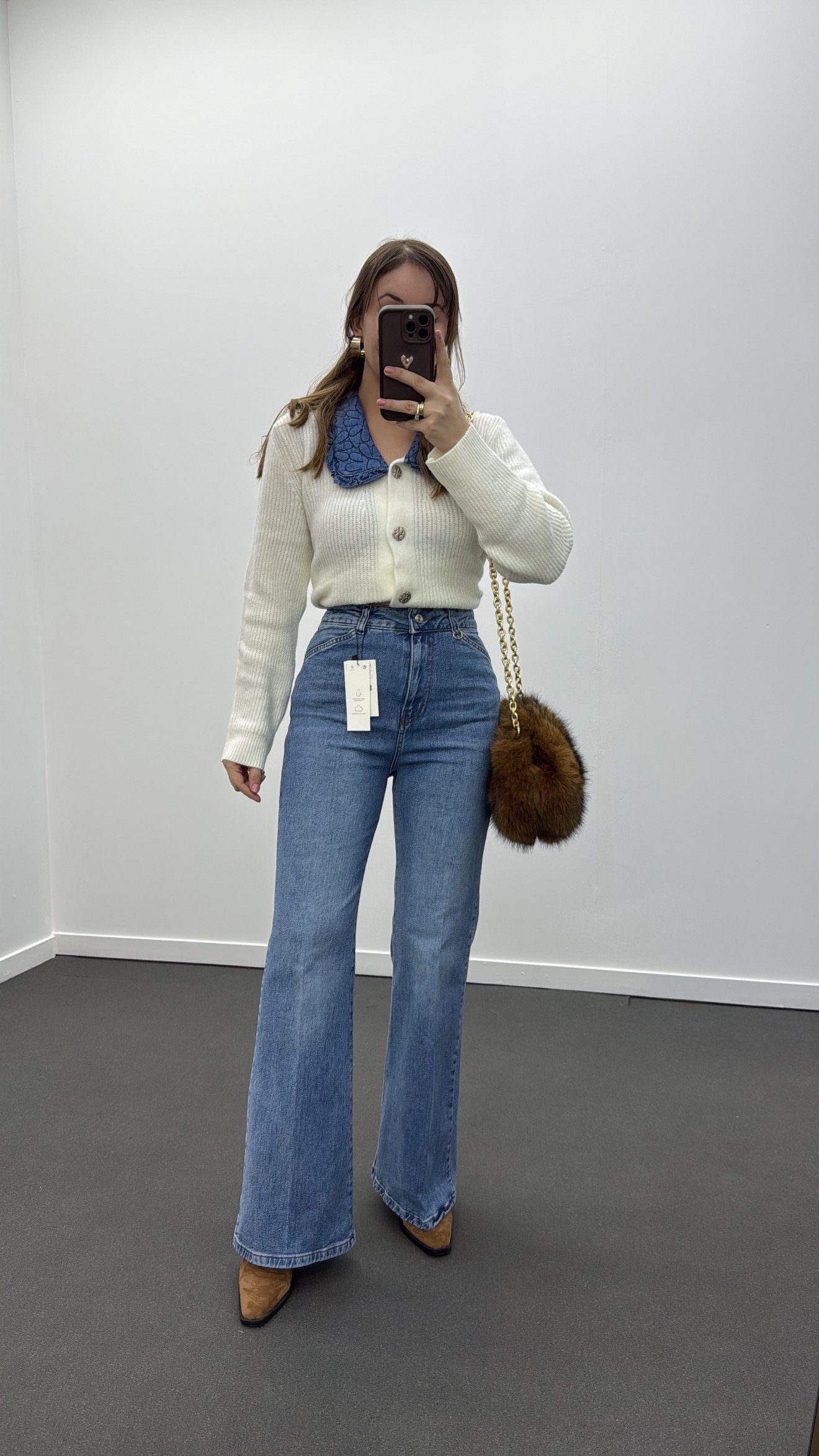 Lincoln Açık Kot Yıkamalı Metal Aksesuarlı Flare Jeans