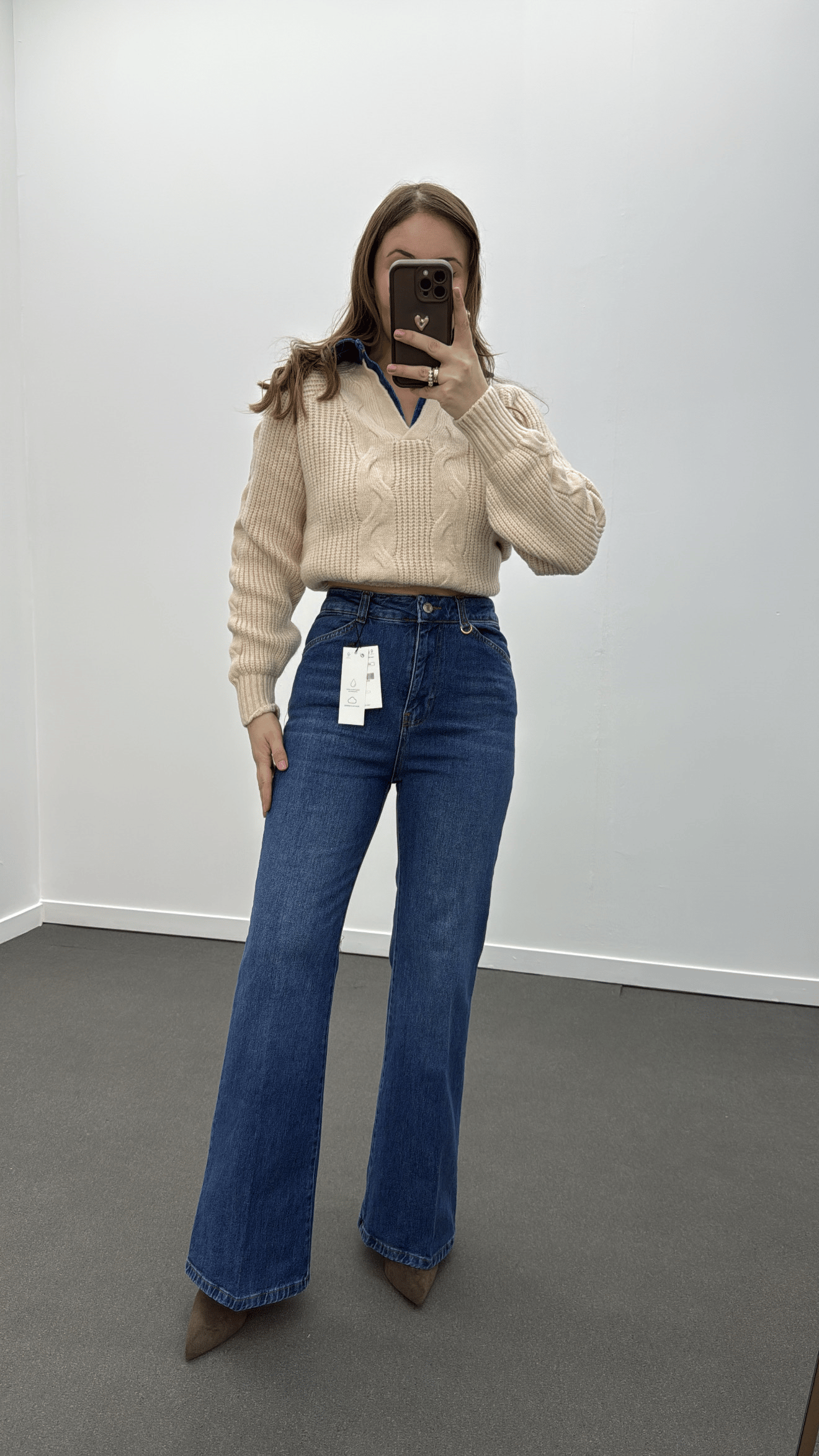 Lincoln Orta Kot Metal Aksesuarlı Flare Jeans