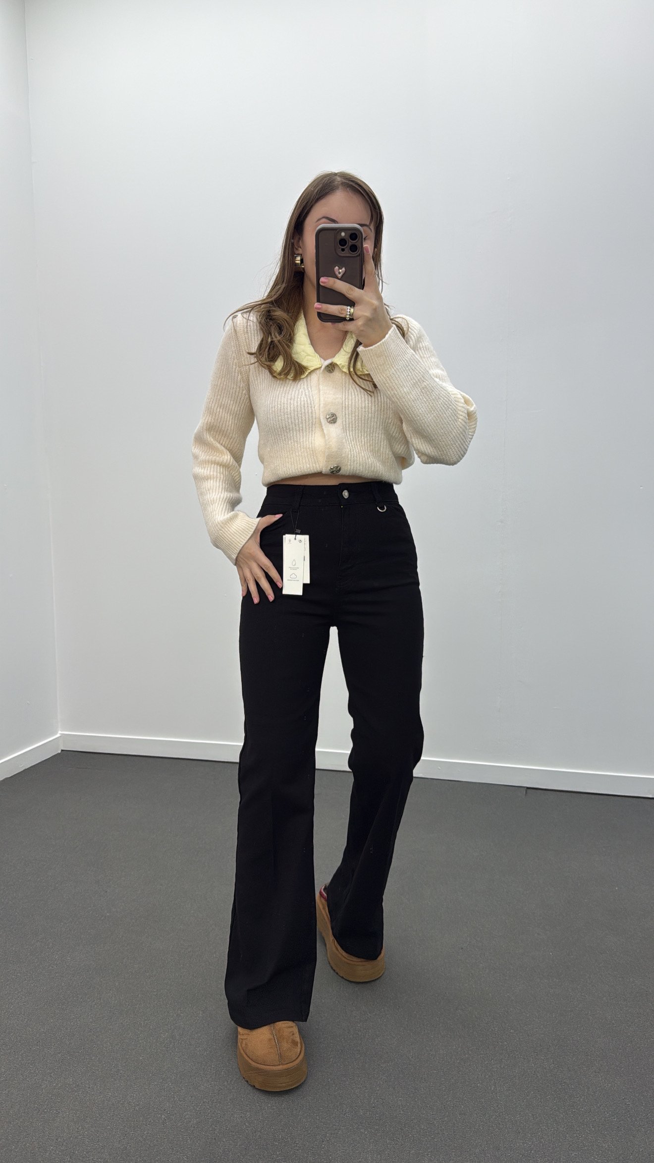 Lincoln Siyah Yıkamalı Metal Aksesuarlı Flare Jeans