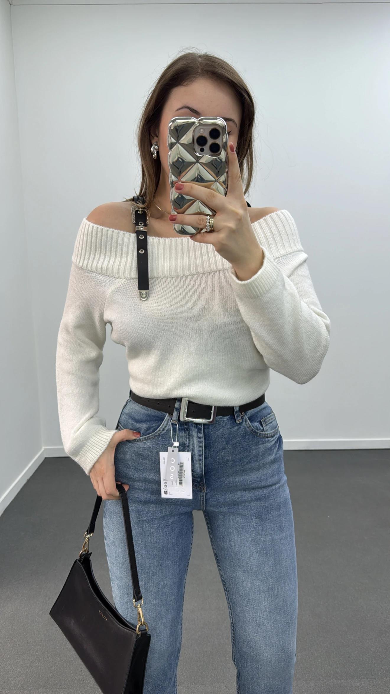 Madonna Ekru Kemer Aksesuarlı Triko