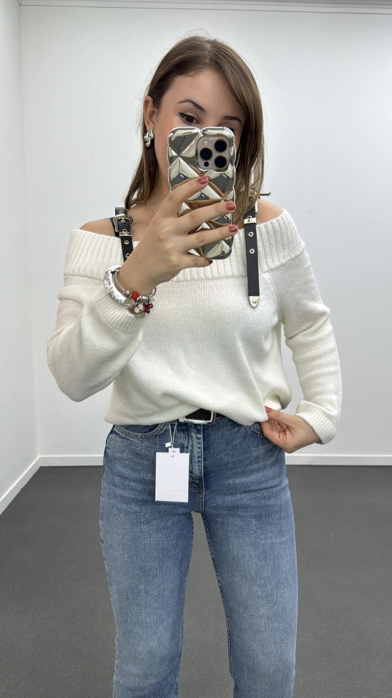 Madonna Ekru Kemer Aksesuarlı Triko