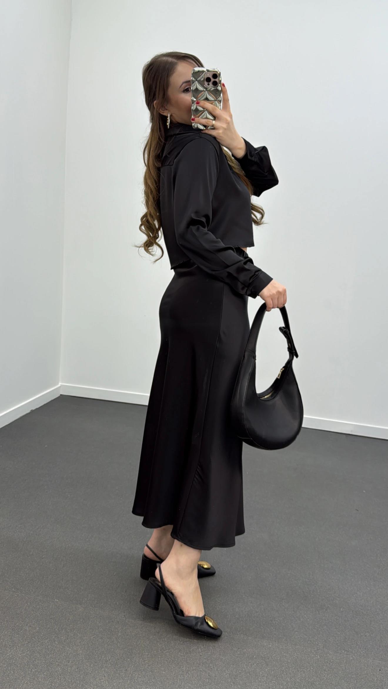 Mahsima Siyah Saten Gömlek Ve Etek Takımı