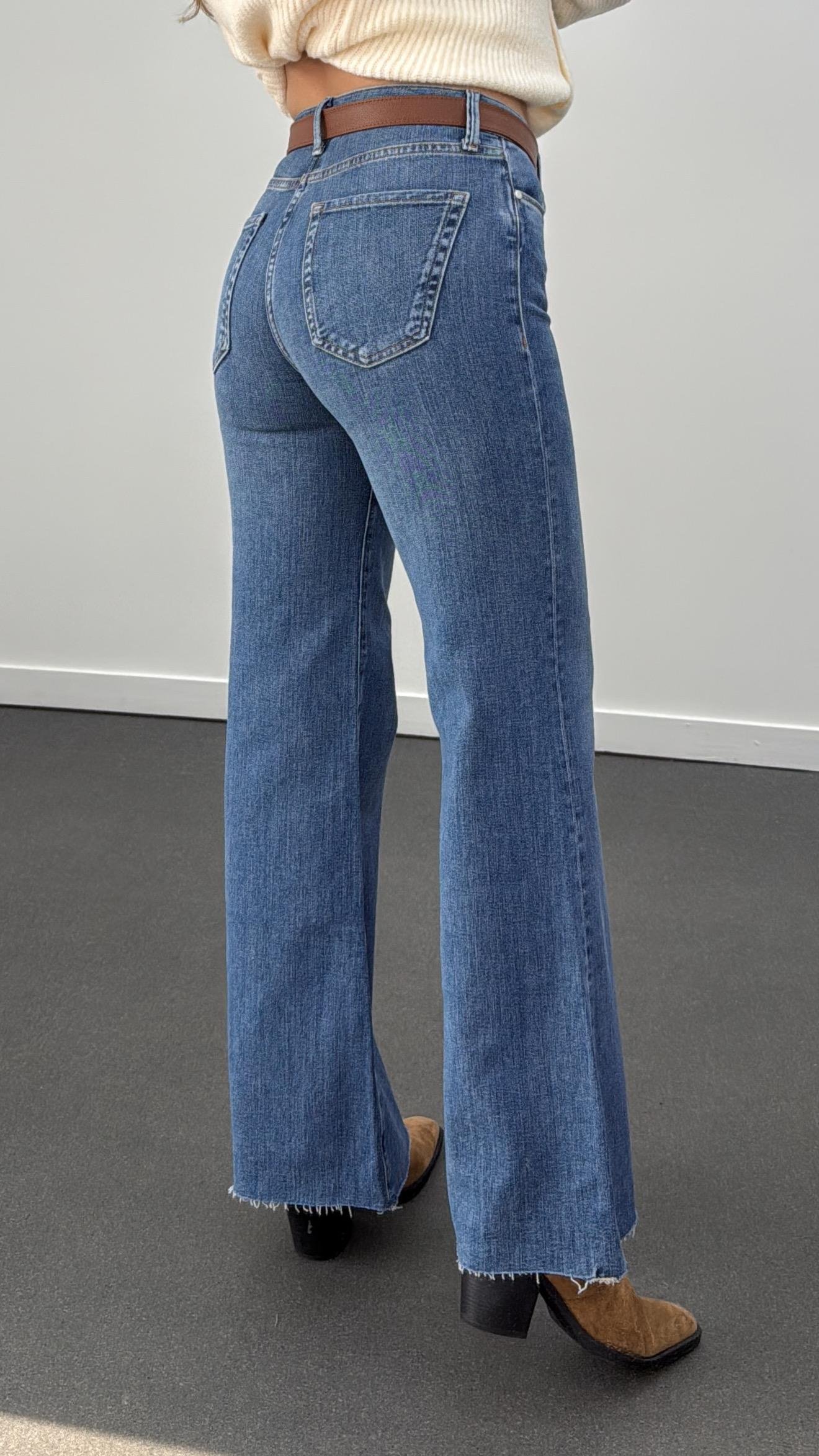 Manila Kot Renk Yarım Flare Likralı Jeans