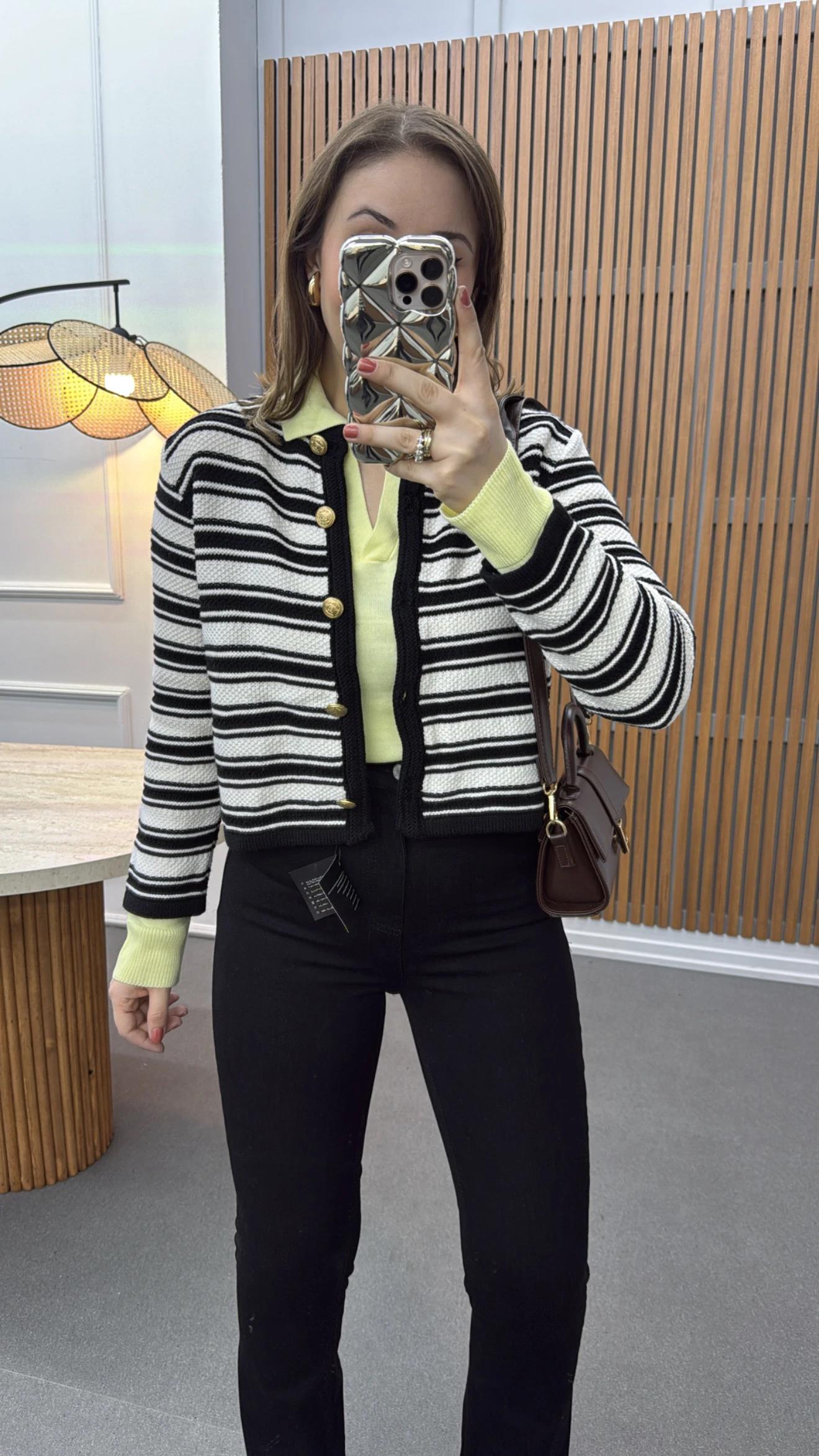 Massi Siyah Beyaz Çizgili Gold Düğmeli Hırka