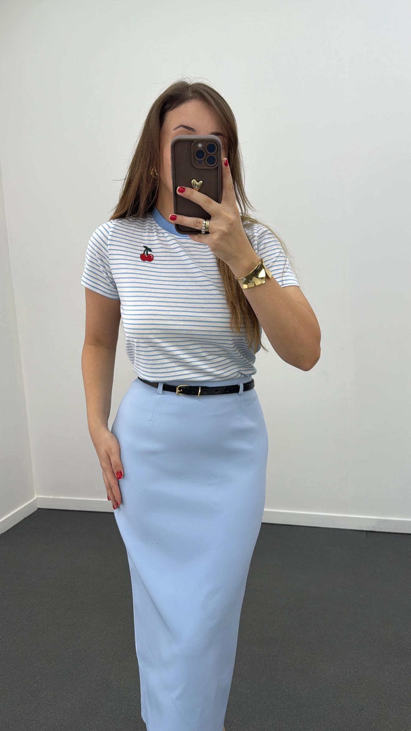 Mavi Kiraz Nakışlı Çizgili Tshirt