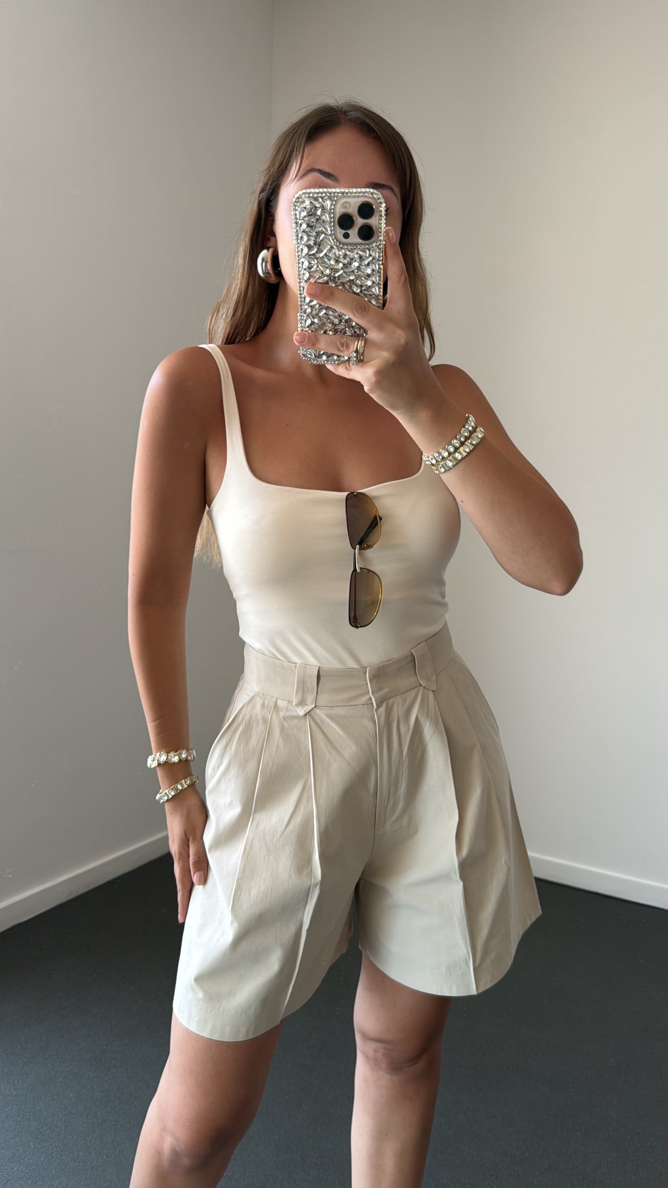 Mendes Krem Kare Yaka Askılı Bodysuit