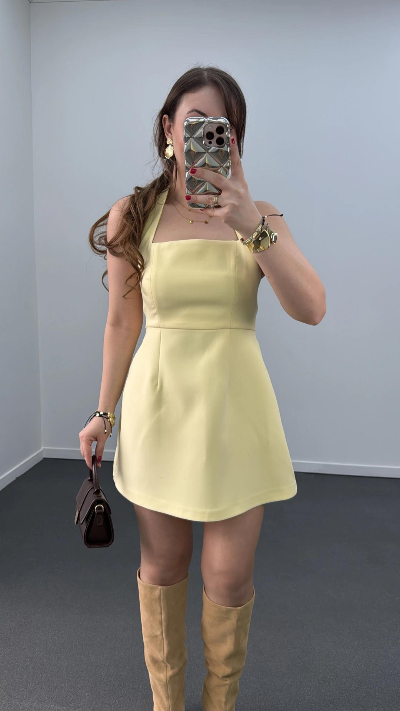 Menrie Sarı Kare Yaka Çan Elbise