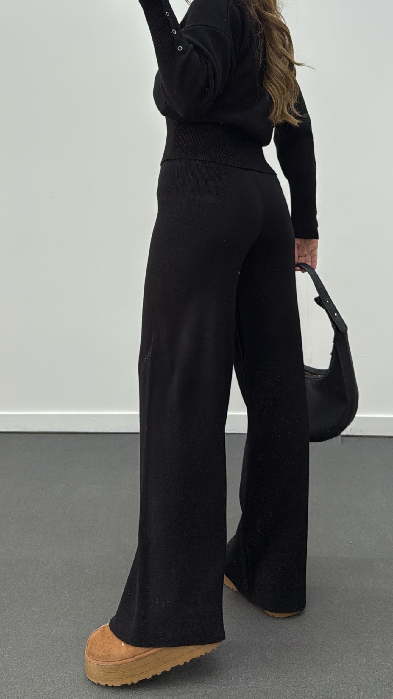 Merlin Siyah Çıtçıtlı Hırka Pantolon Takımı