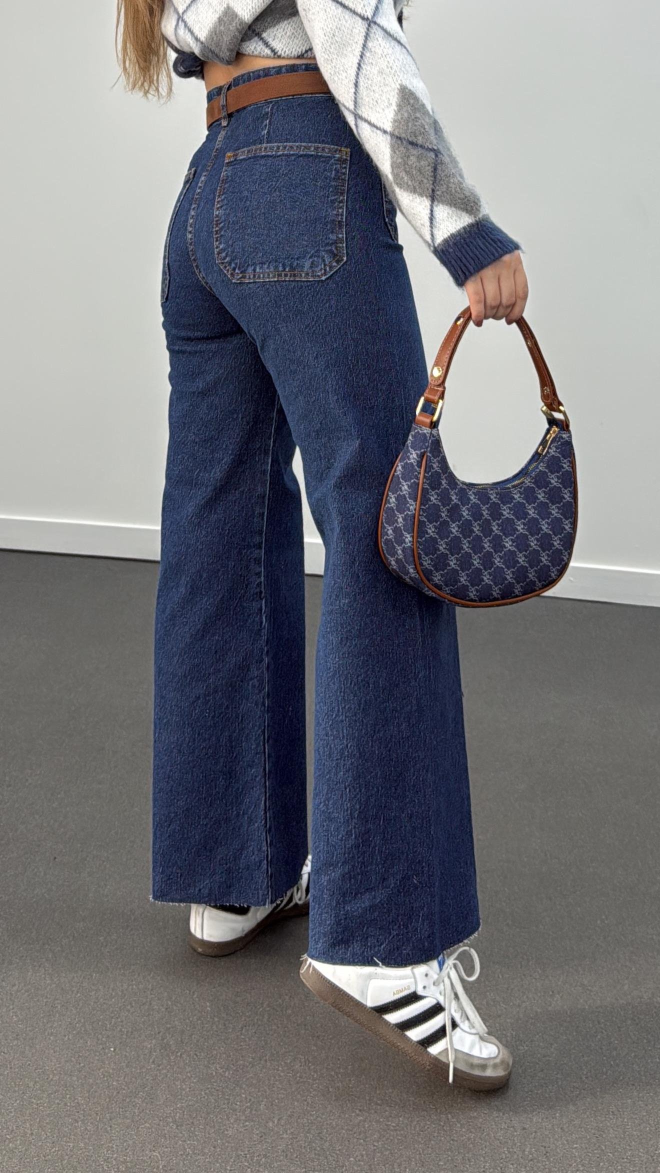 Milano Kot Renk Cepli Yarım Flare Jeans