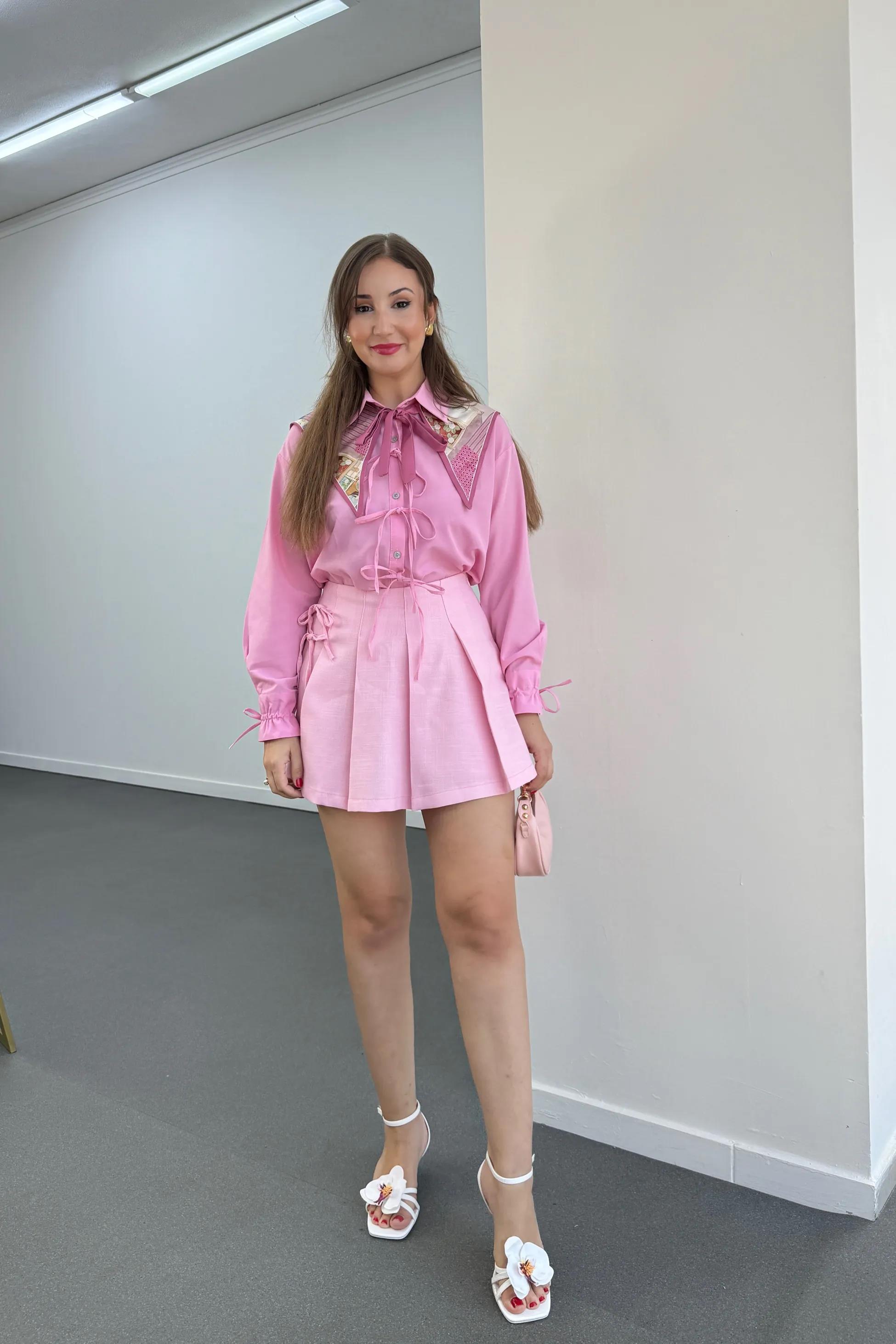 Misty Pembe Fiyonk Bağlamalı Pileli Şort Etek