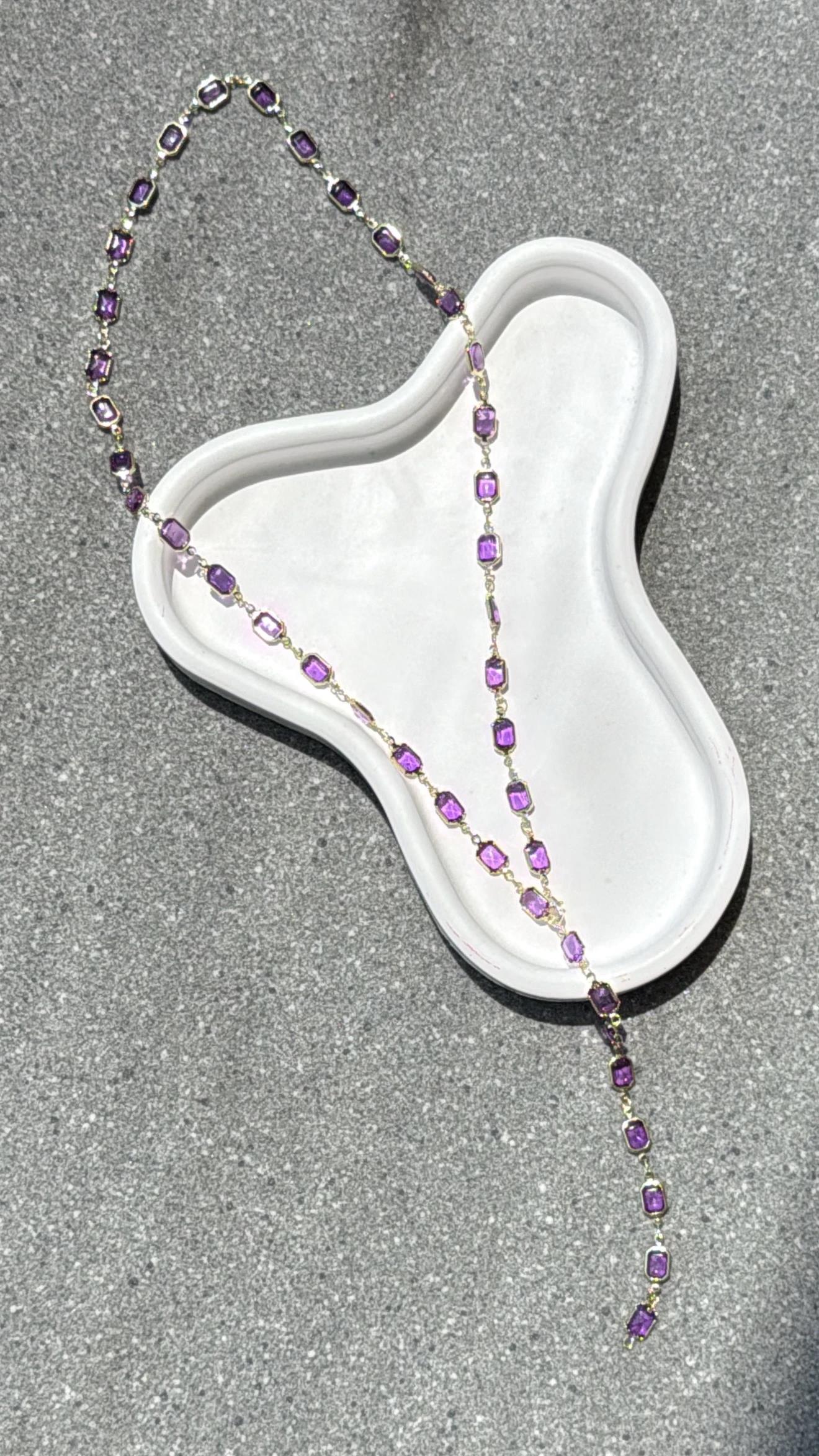 Mona Mor Taşlı Uzun Kolye