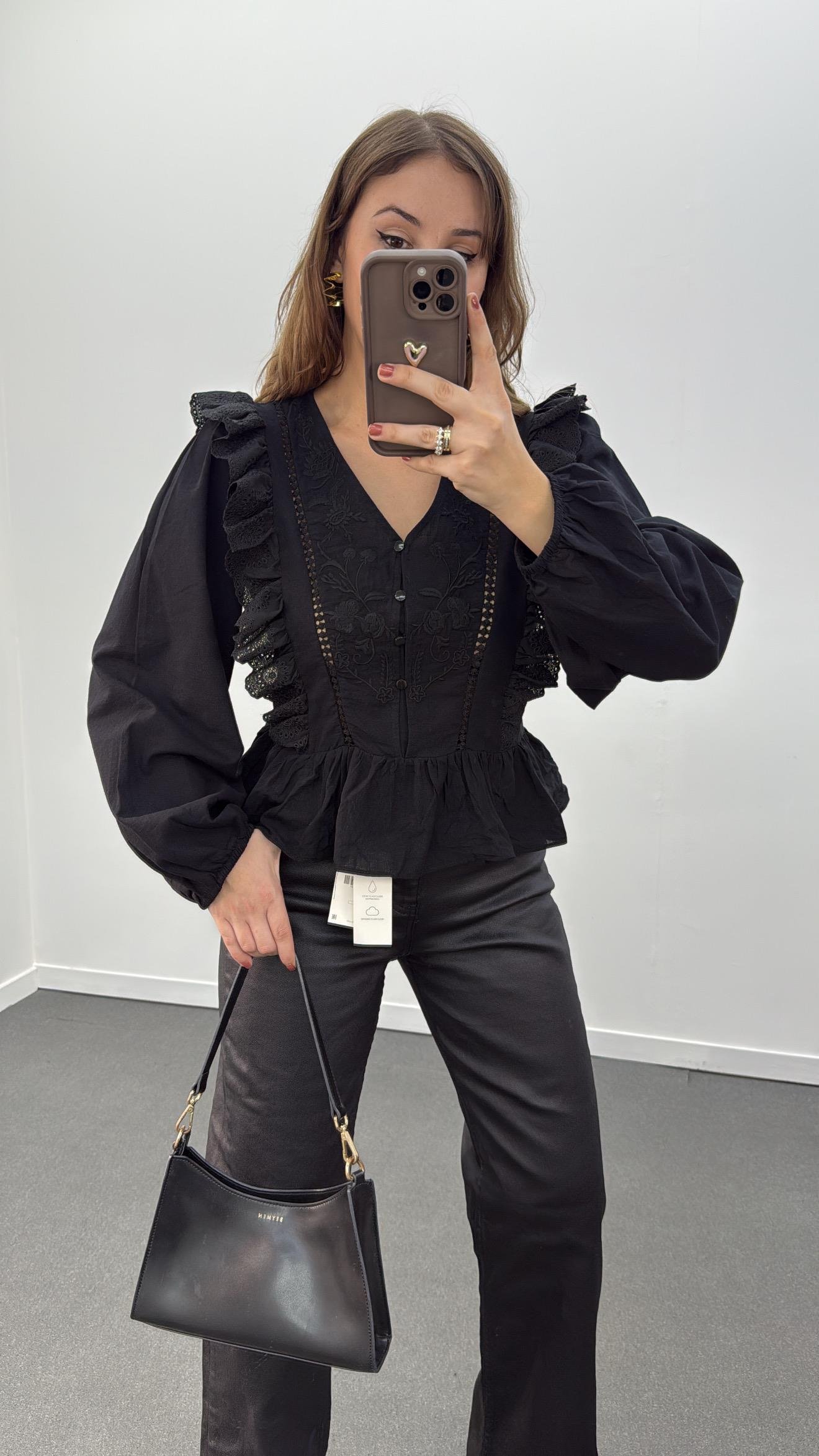 Monge Siyah Fisto İşlemeli Bluz