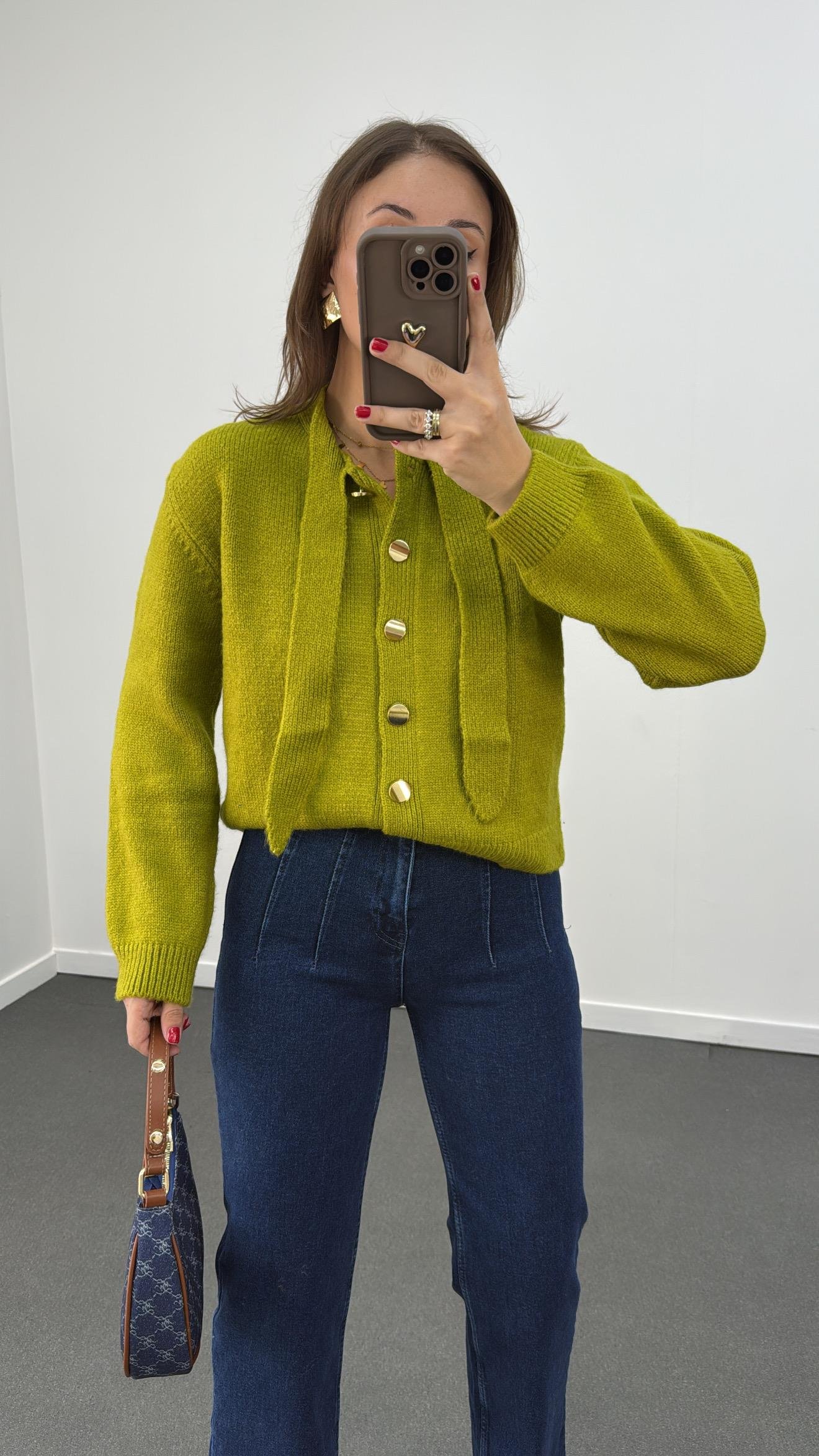 Morgane Fıstık Yeşili fular yaka Gold düğmeli triko hırka