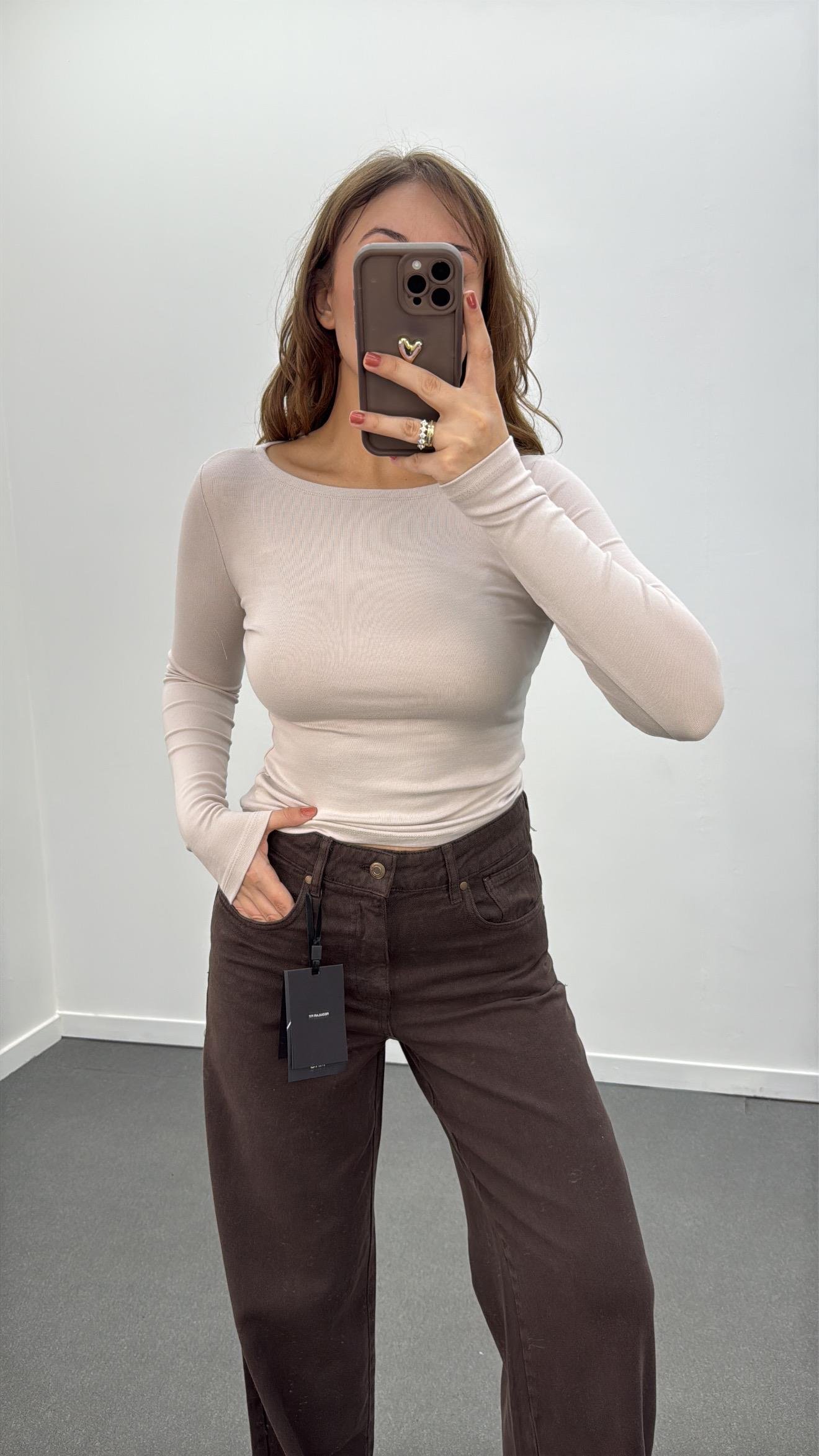 MS Bej Modal Kumaşlı Yumuşak Likralı Kayık Yaka Body