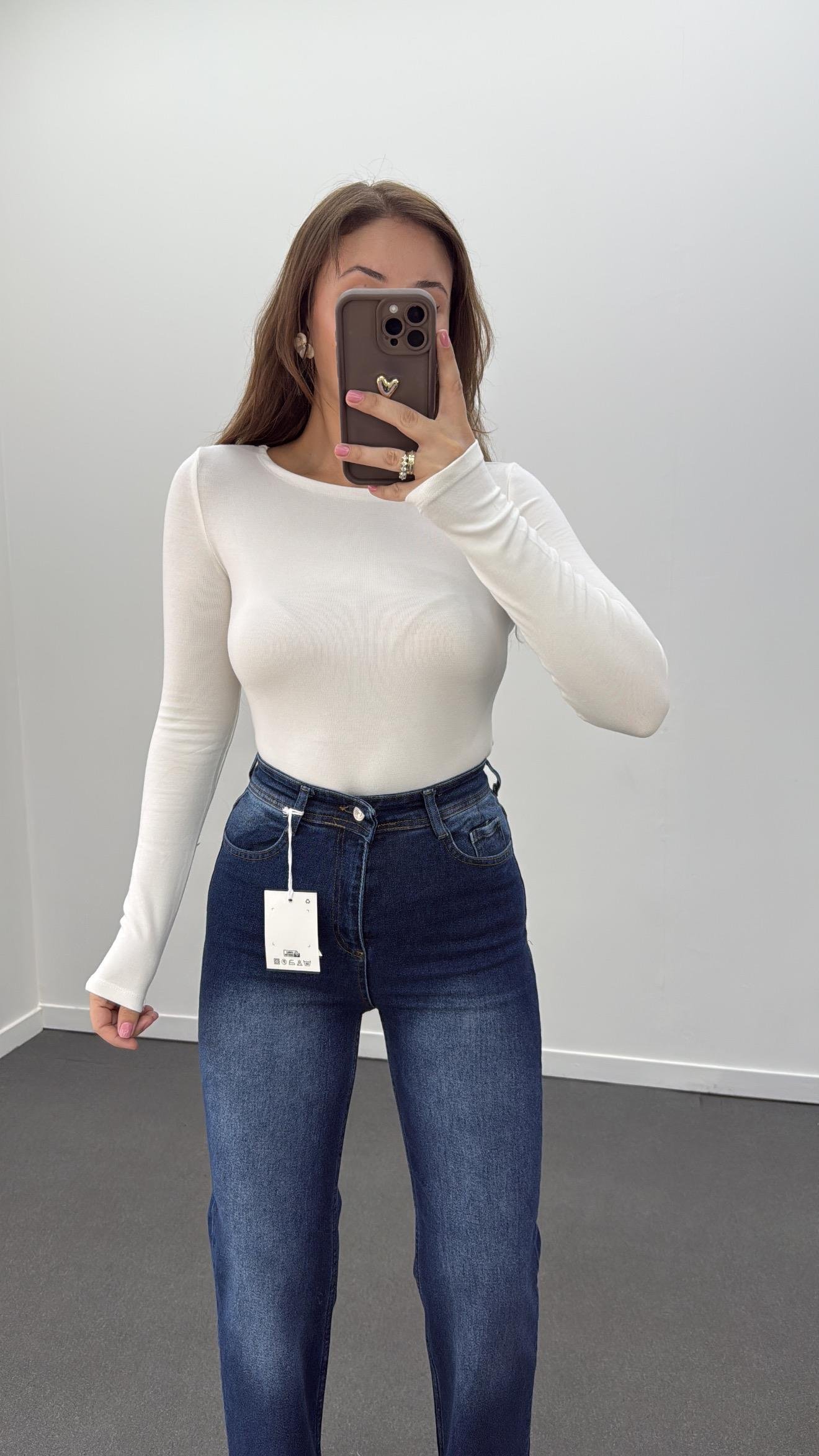 MS Beyaz Modal Kumaşlı Yumuşak Likralı Kayık Yaka Body