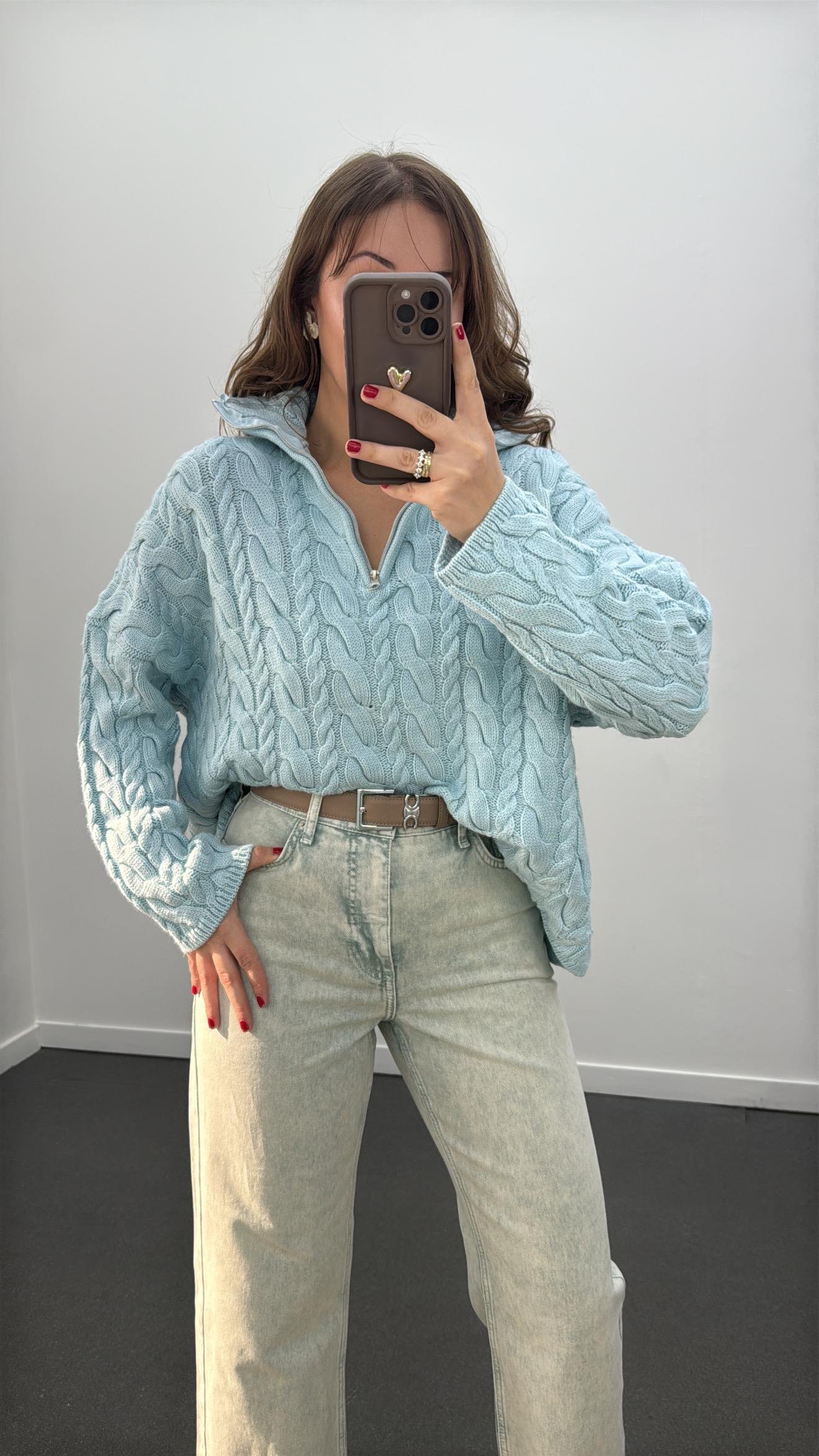 Nanami Mavi Yaka Fermuarlı Örgü Kazak