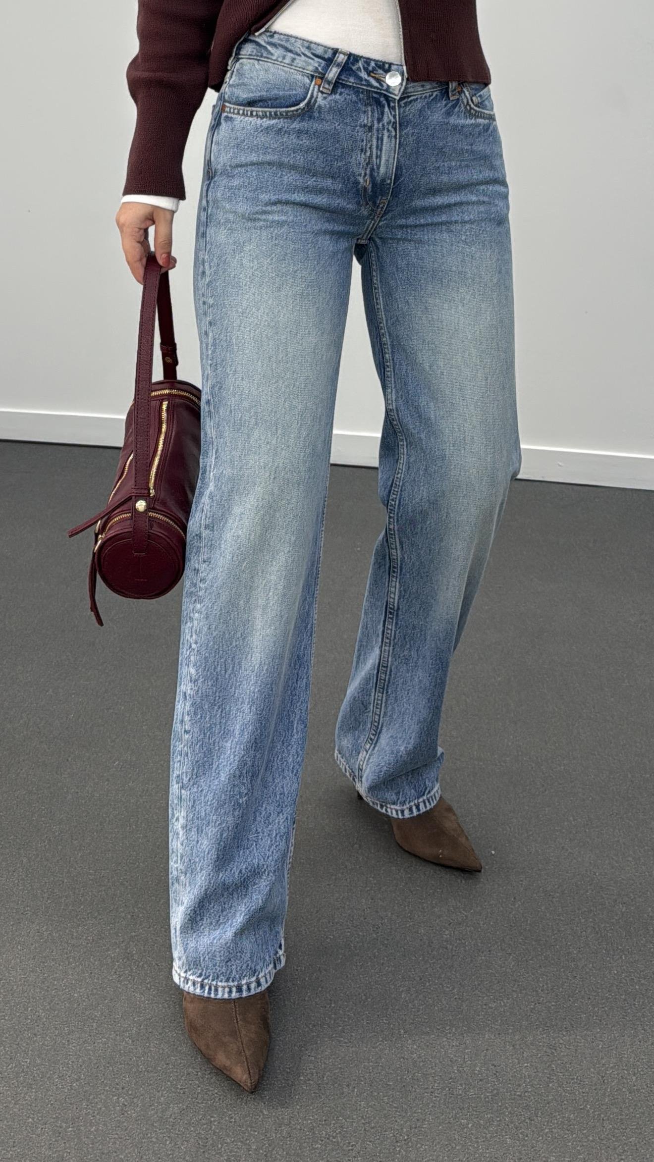 Never Açık Kar Yıkama Düşük Bel Straight Jeans