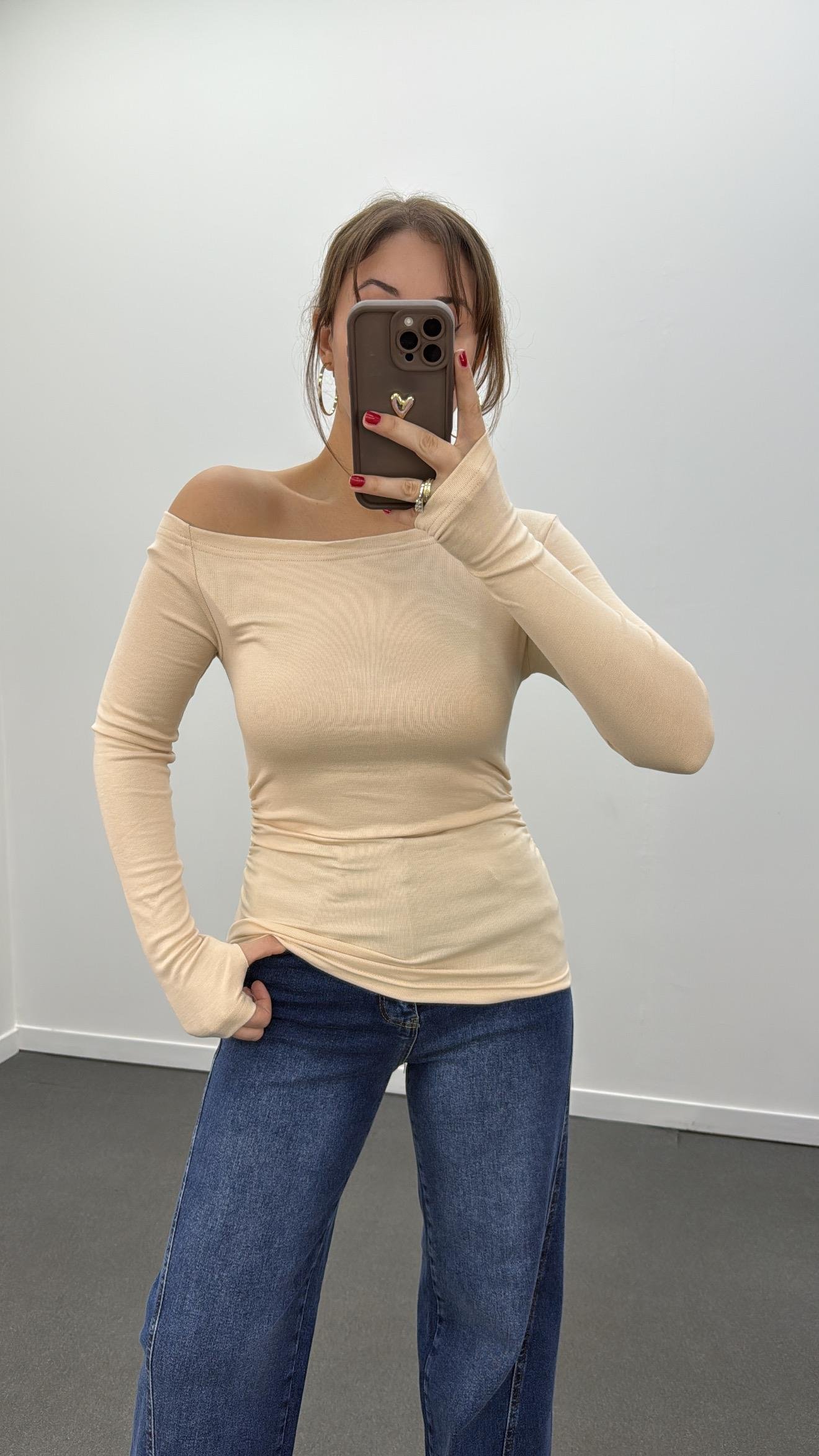 Noa Açık Bej Düşük Omuz Drapeli Soft Touch Body