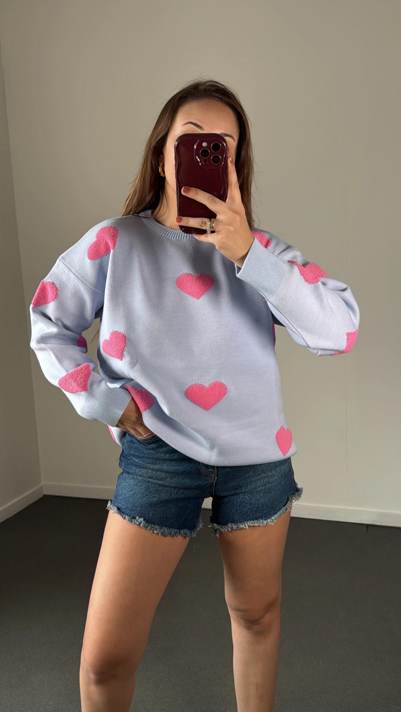 Pembe Jakar Kalp Detaylı Kazak