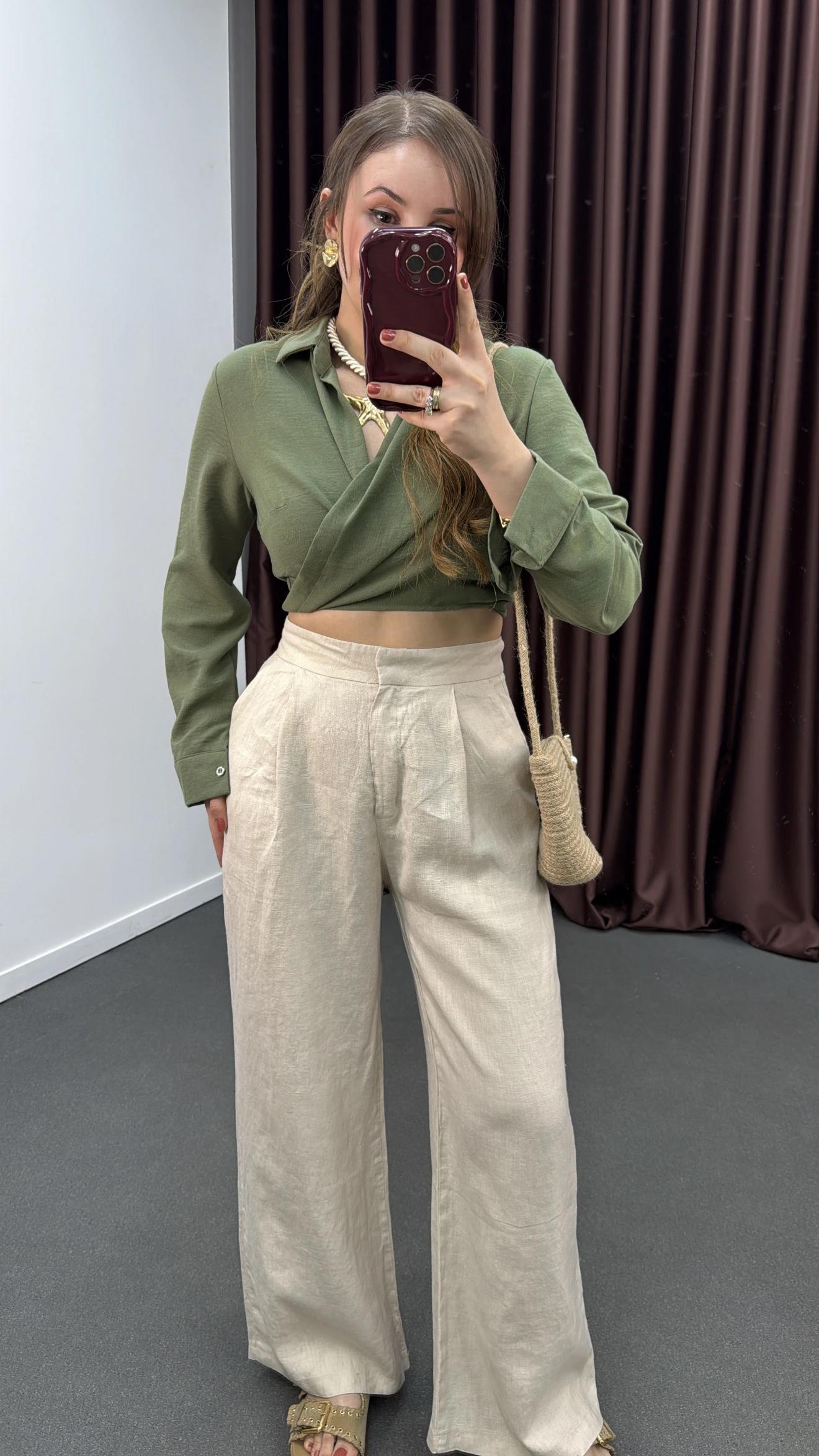 Perin Yeşil Keten Karışımlı Bağlamalı Gömlek