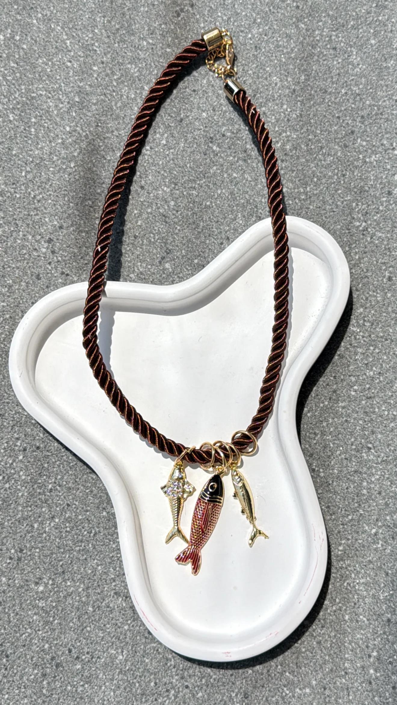 Reani Balık Kahverengi Kolye