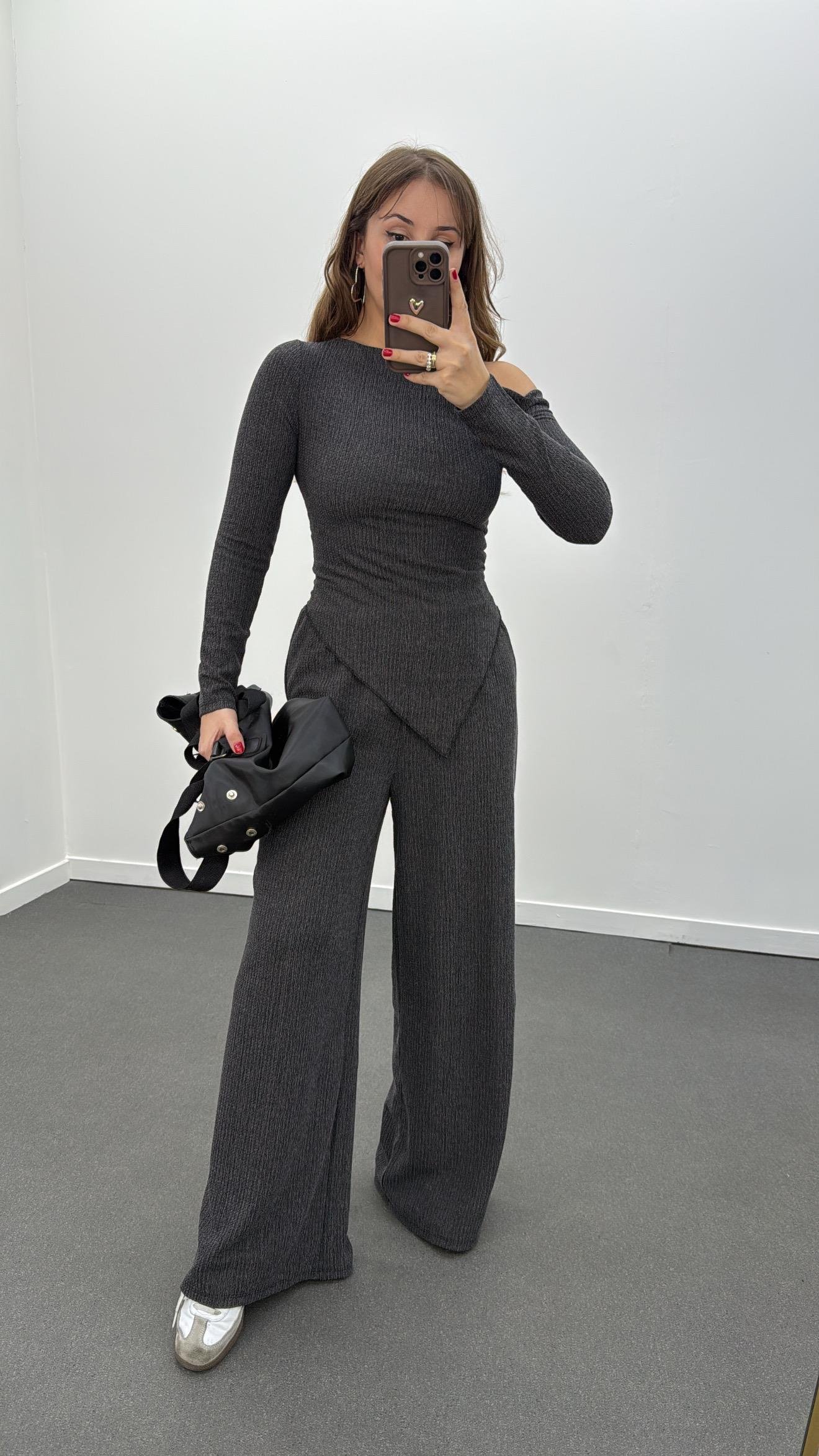 Reboul Gri Asimetrik Bluz Ve Pantolon Takımı