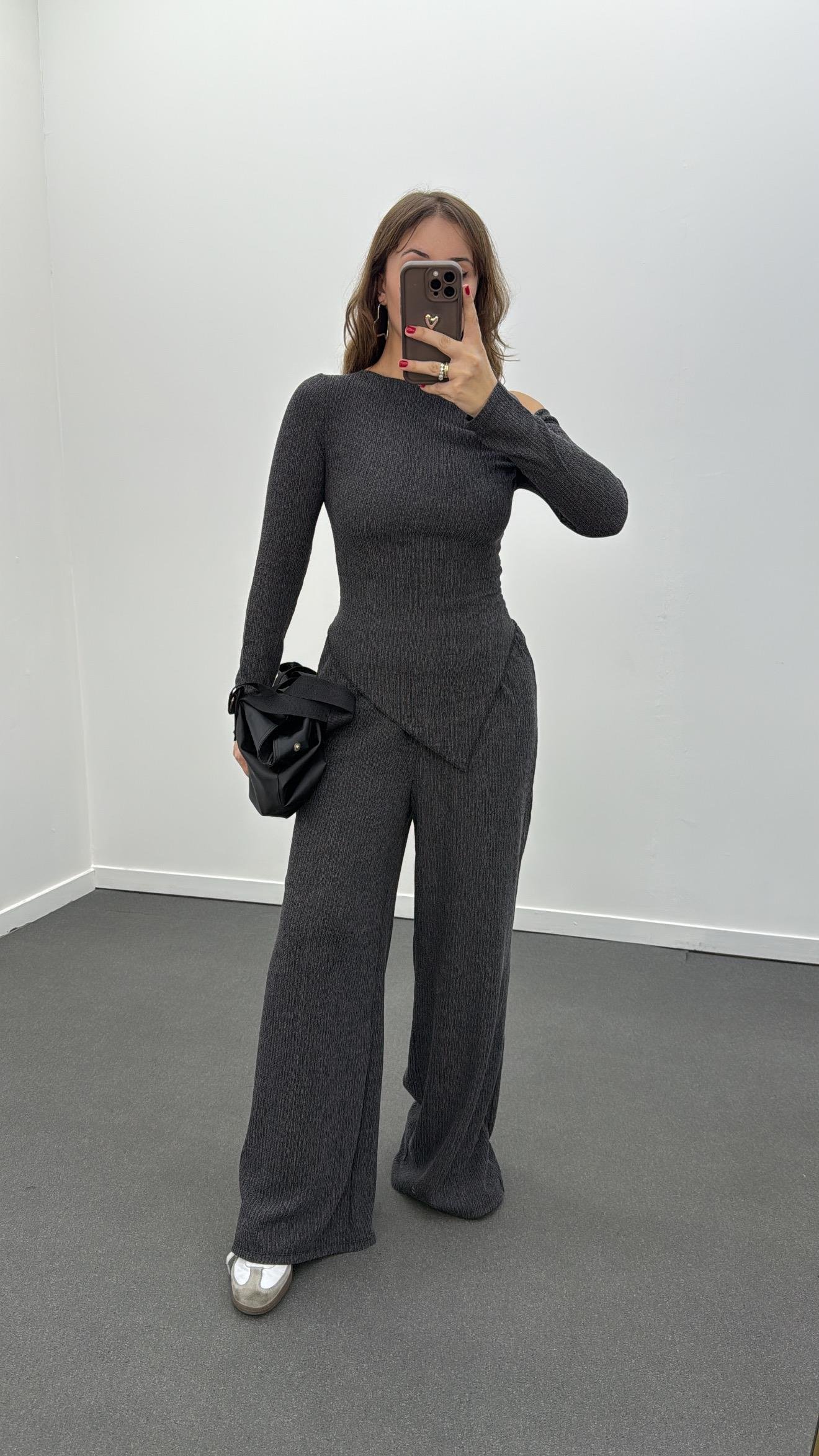 Reboul Gri Asimetrik Bluz Ve Pantolon Takımı