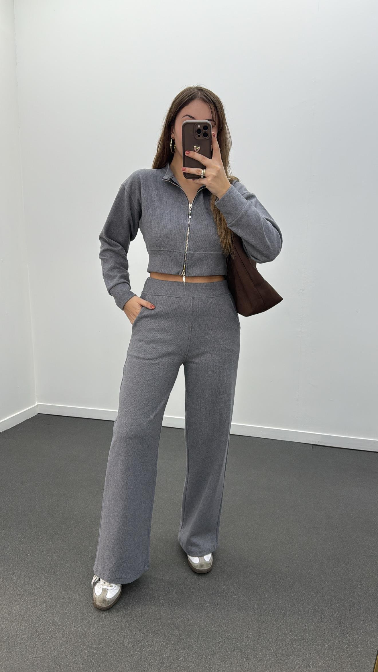 Riven Gri Çift Fermuarlı Crop Hırka Ve Eşofman Takımı