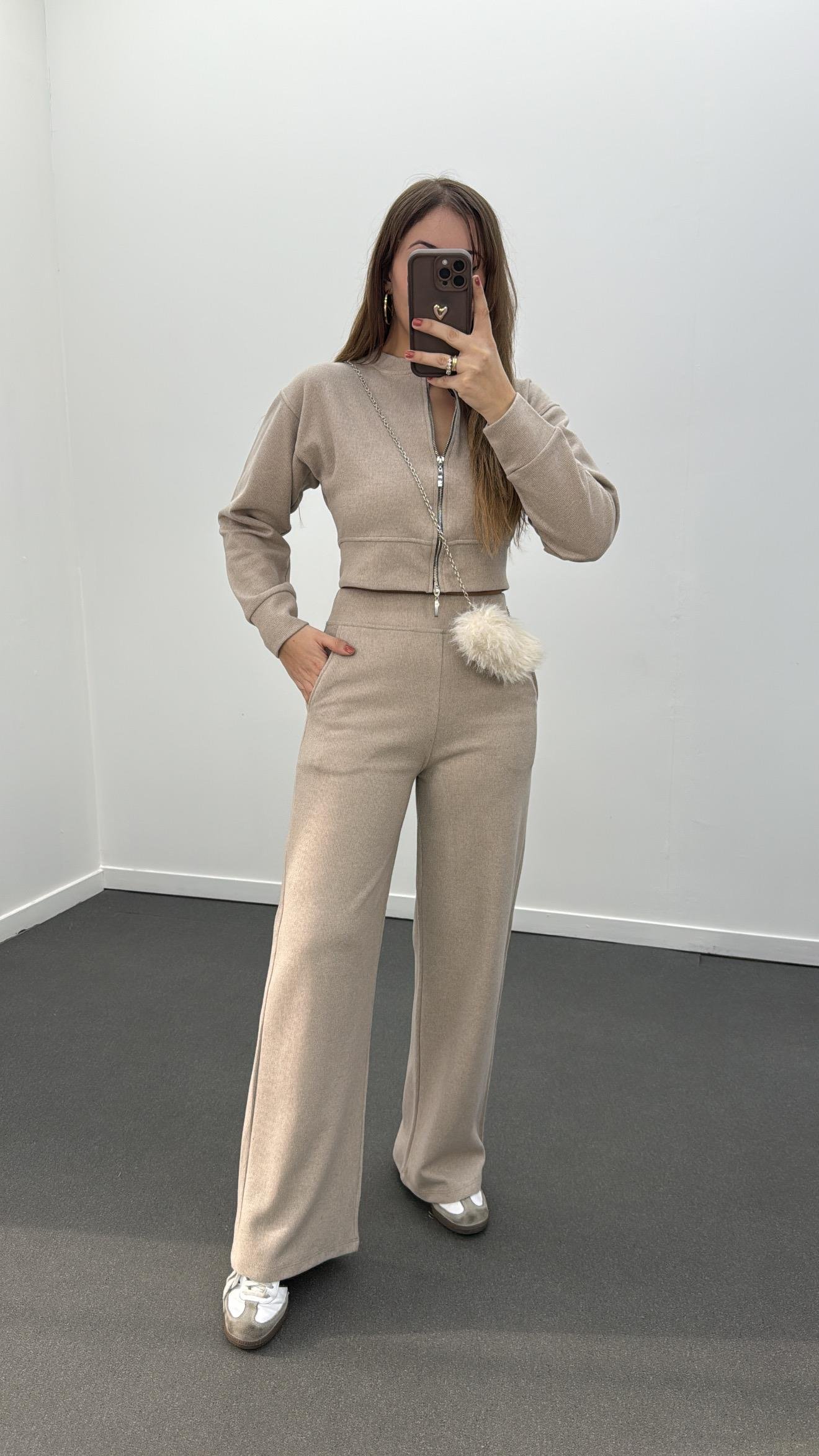 Riven Vizon Çift Fermuarlı Crop Hırka Ve Eşofman Takımı