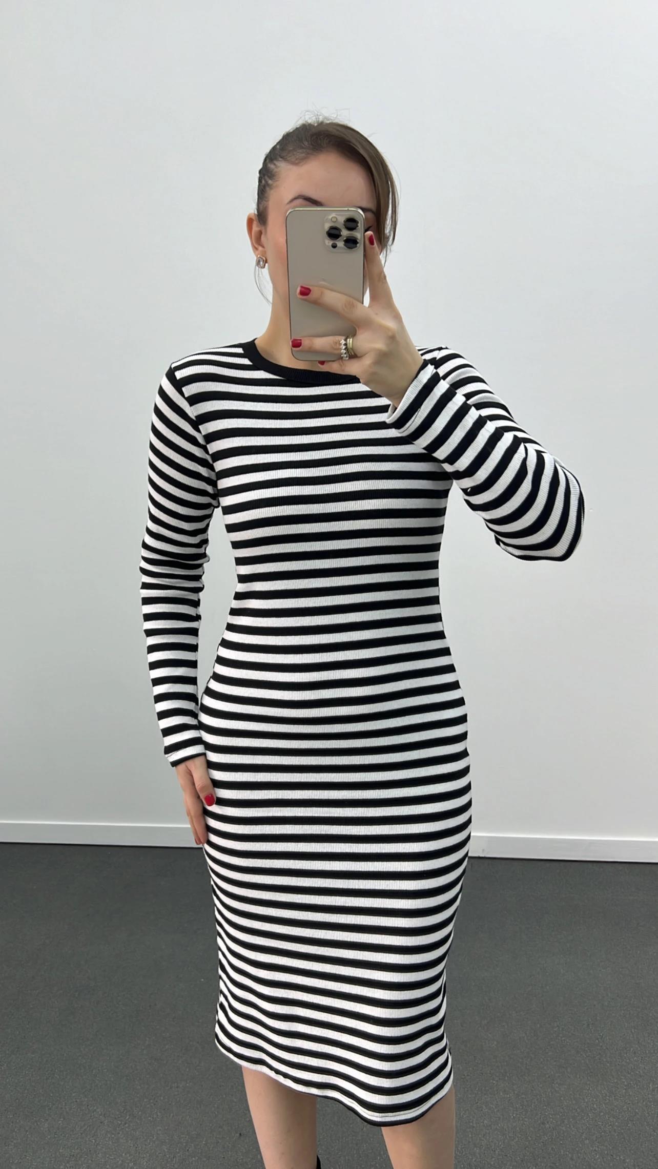 River Siyah Beyaz Çizgili Uzun Kol Midi Elbise