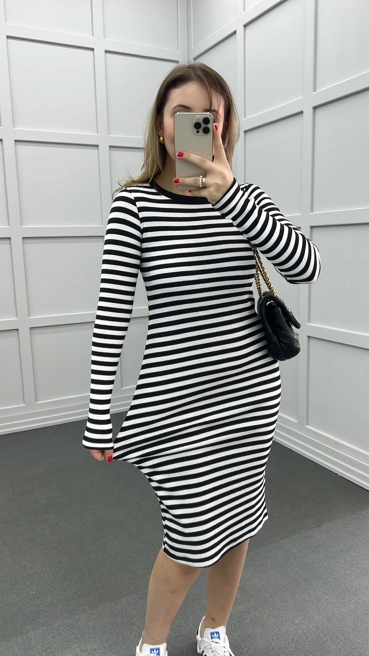 River Siyah Beyaz Çizgili Uzun Kol Midi Elbise