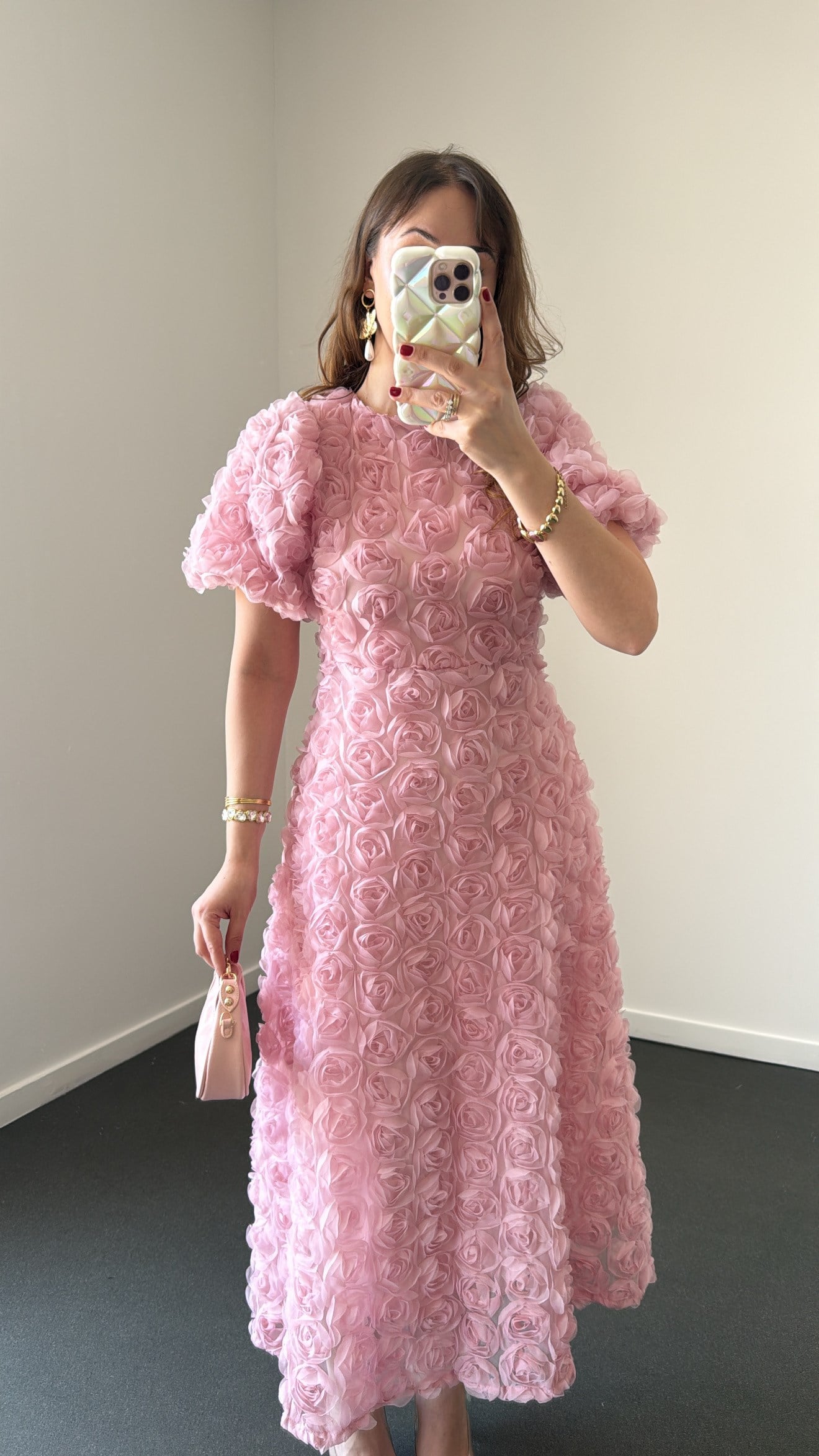 Rosie Pembe  Renk 3 Boyutlu Gül Desenli Premium Elbise