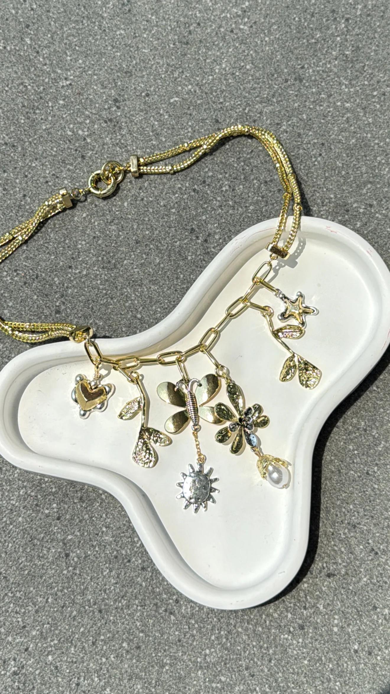 Ruzen Gold Aksesuarlı Kolye